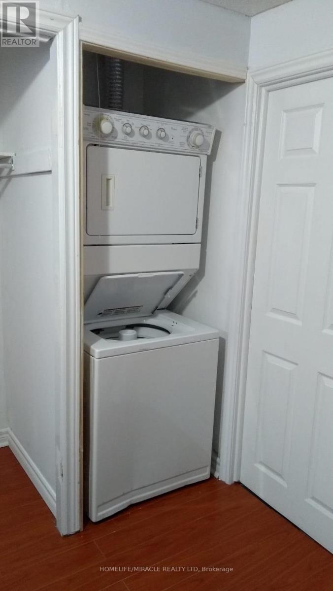 Lower Level - 6472 Seaver Road, Mississauga, Ontario  L5V 2H9 - Photo 5 - W12653610