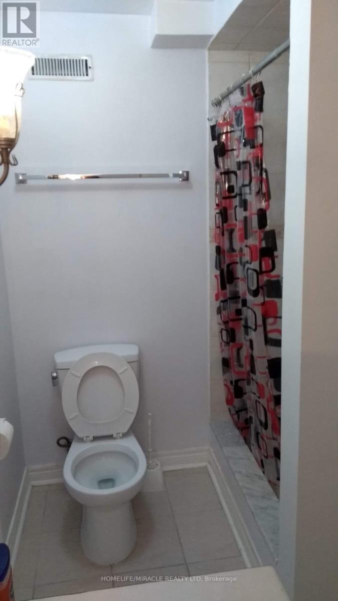 Lower Level - 6472 Seaver Road, Mississauga, Ontario  L5V 2H9 - Photo 8 - W12653610