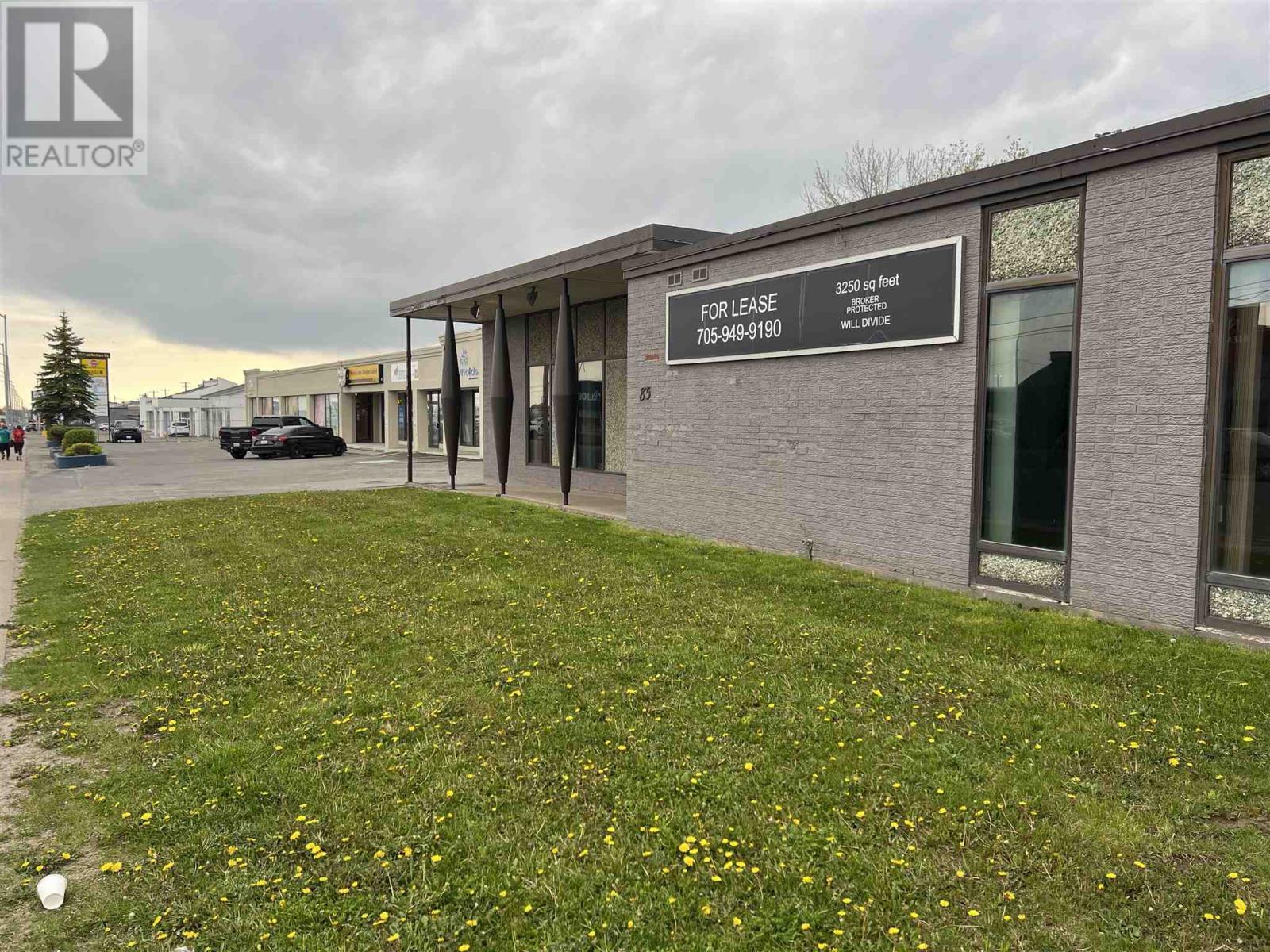 85 Great Northern Rd, Sault Ste Marie, Ontario  P6B 4Y8 - Photo 2 - SM252267