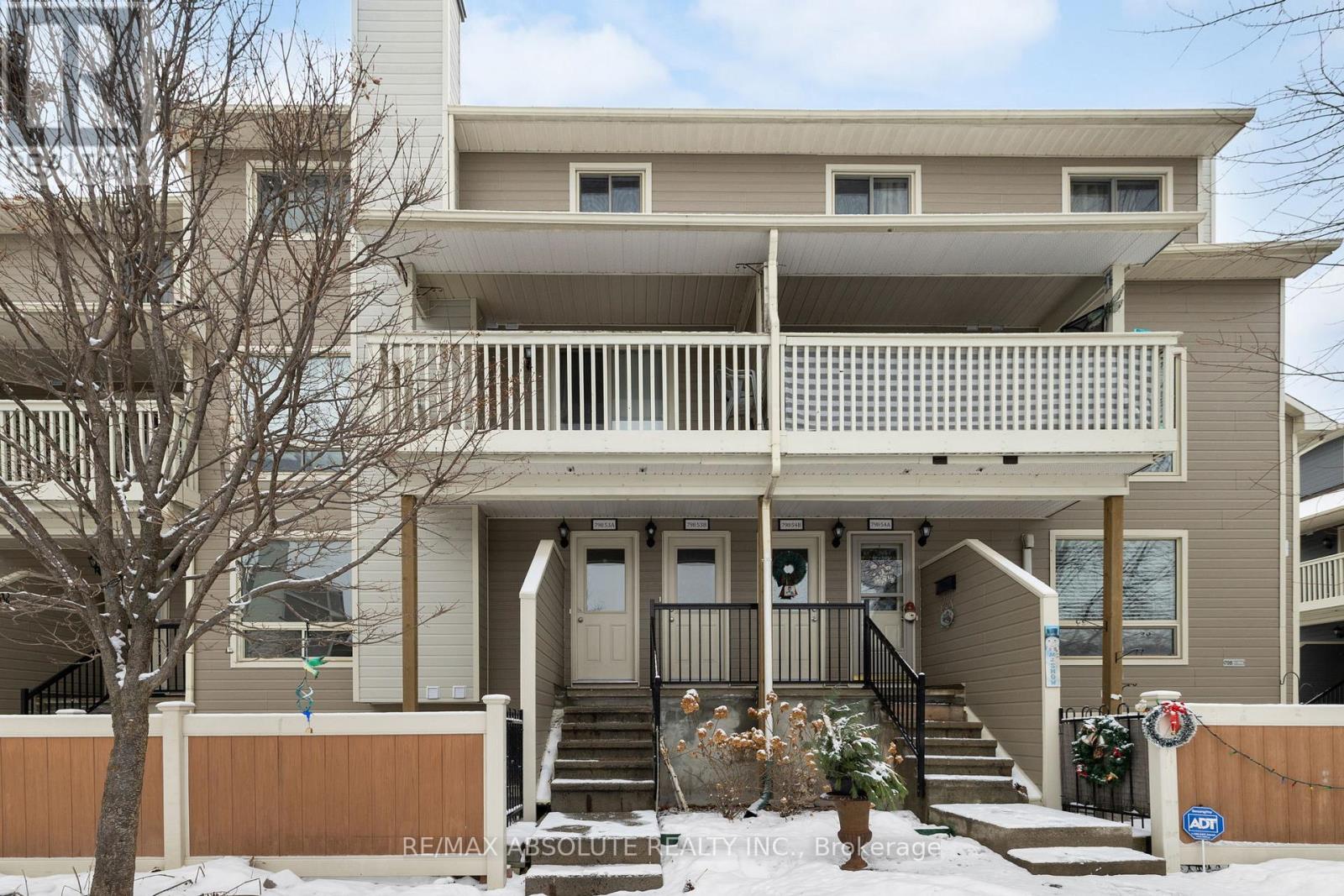 53a - 798 St. Andre Drive, Ottawa, Ontario  K1C 4R4 - Photo 2 - X12654020