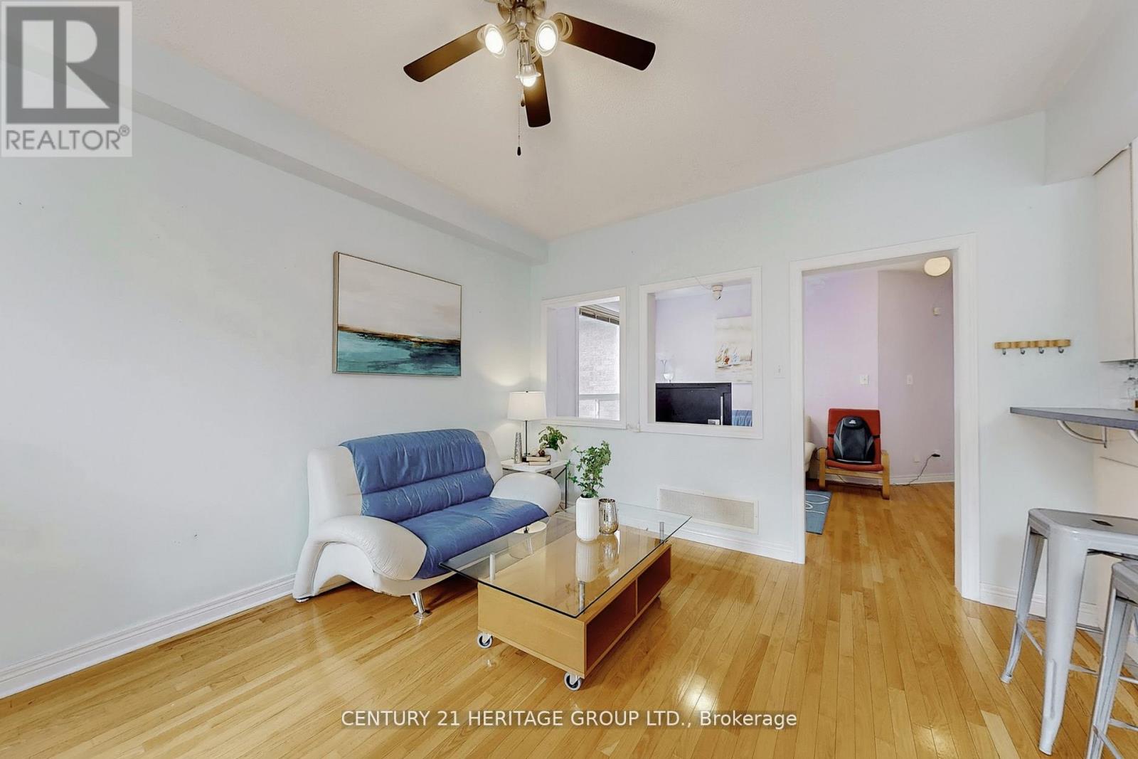 4 Sunnyvale Gate, Brampton, Ontario  L6S 6J3 - Photo 7 - W12387147