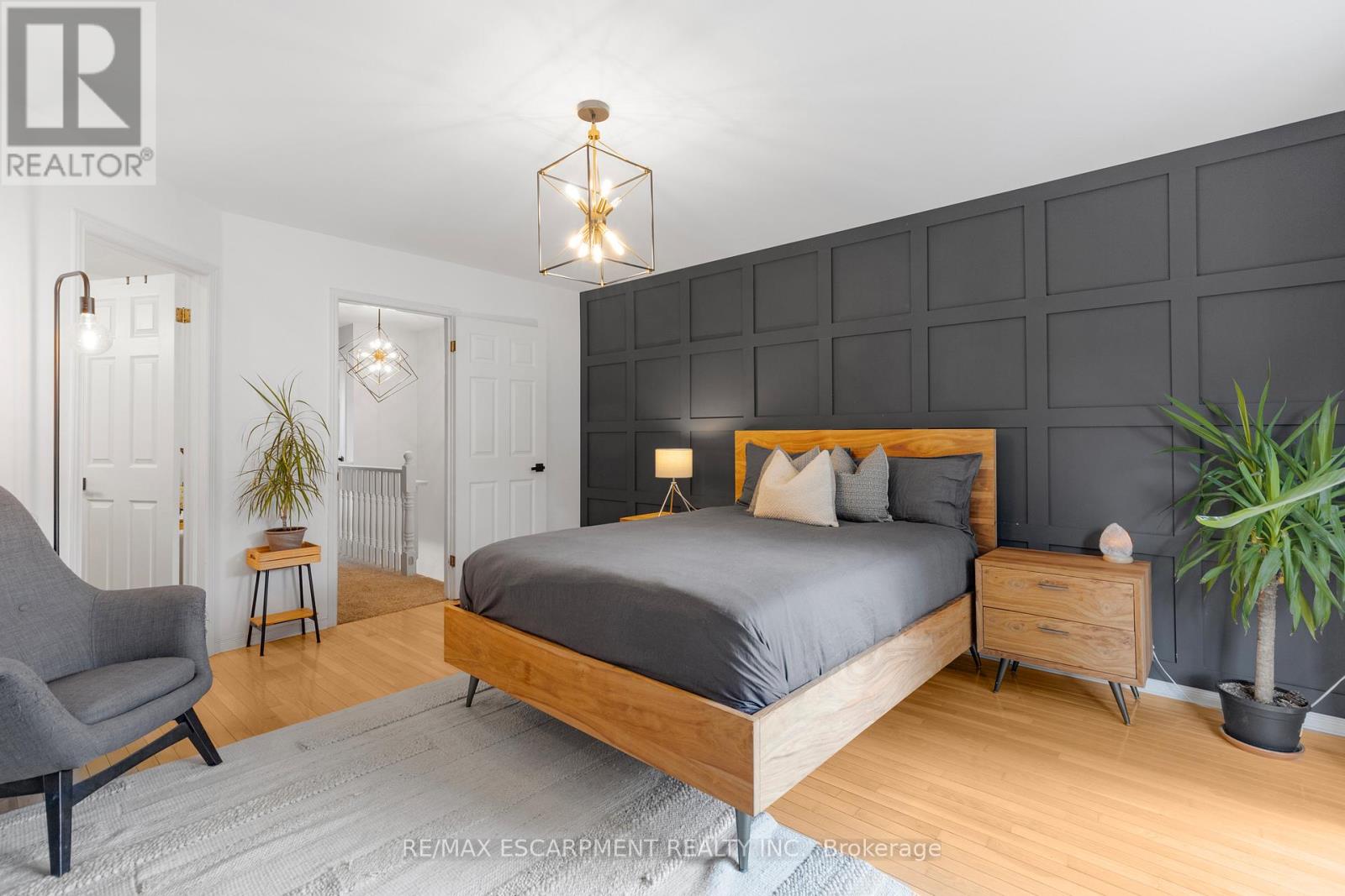 5 - 2015 Cleaver Avenue, Burlington, Ontario  L7M 4J7 - Photo 16 - W12467053