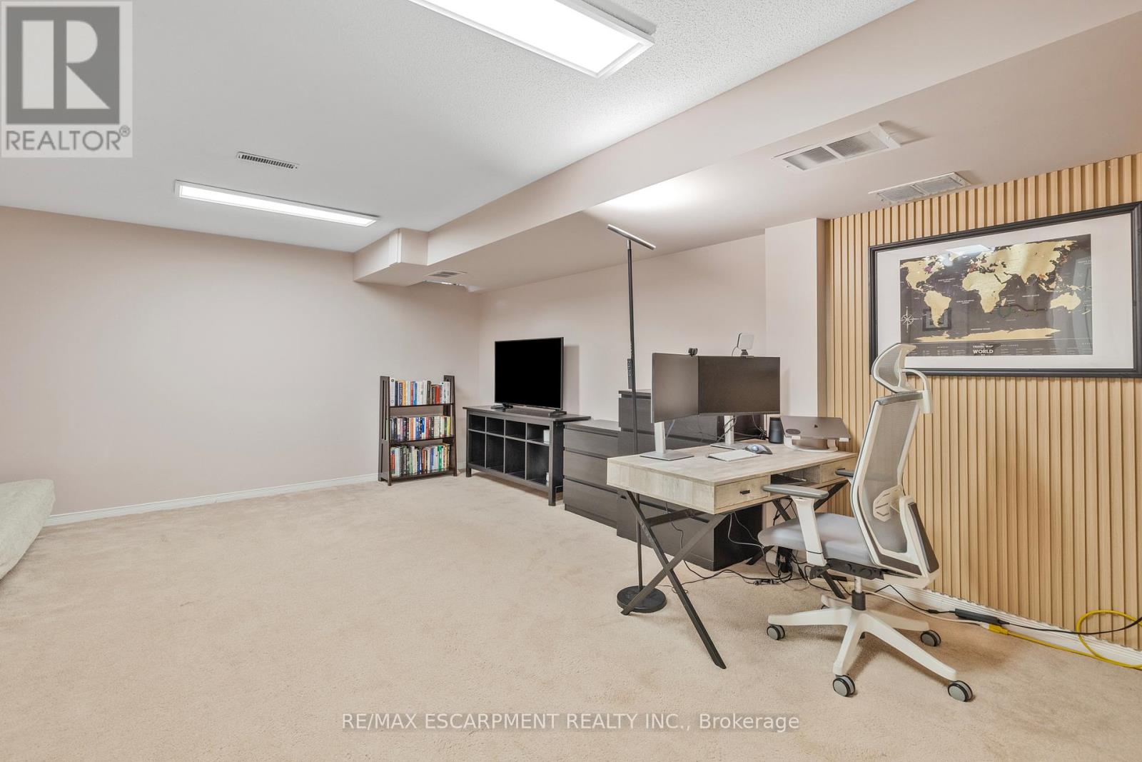 5 - 2015 Cleaver Avenue, Burlington, Ontario  L7M 4J7 - Photo 27 - W12467053