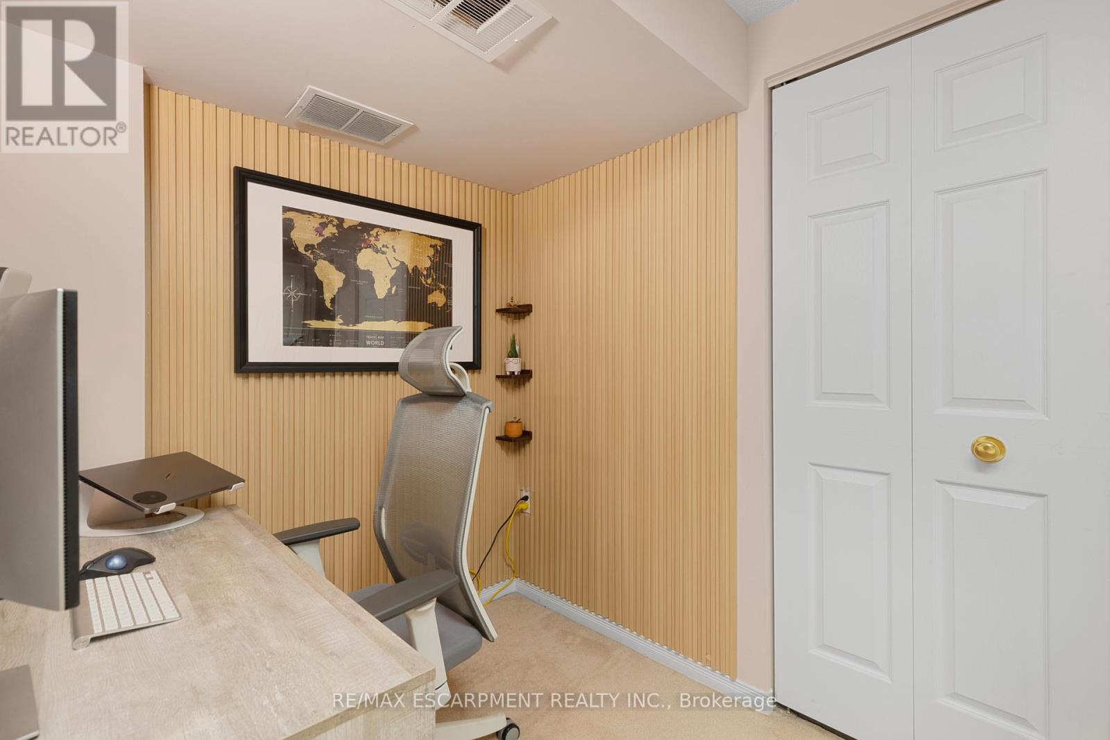 5 - 2015 Cleaver Avenue, Burlington, Ontario  L7M 4J7 - Photo 28 - W12467053