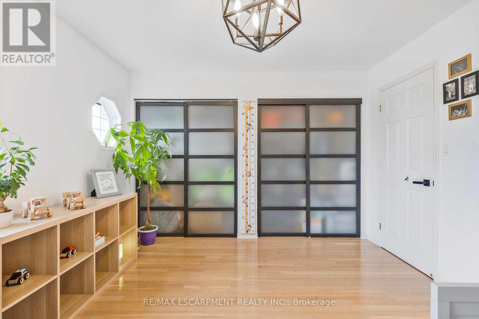 5 - 2015 Cleaver Avenue, Burlington, Ontario  L7M 4J7 - Photo 24 - W12467053