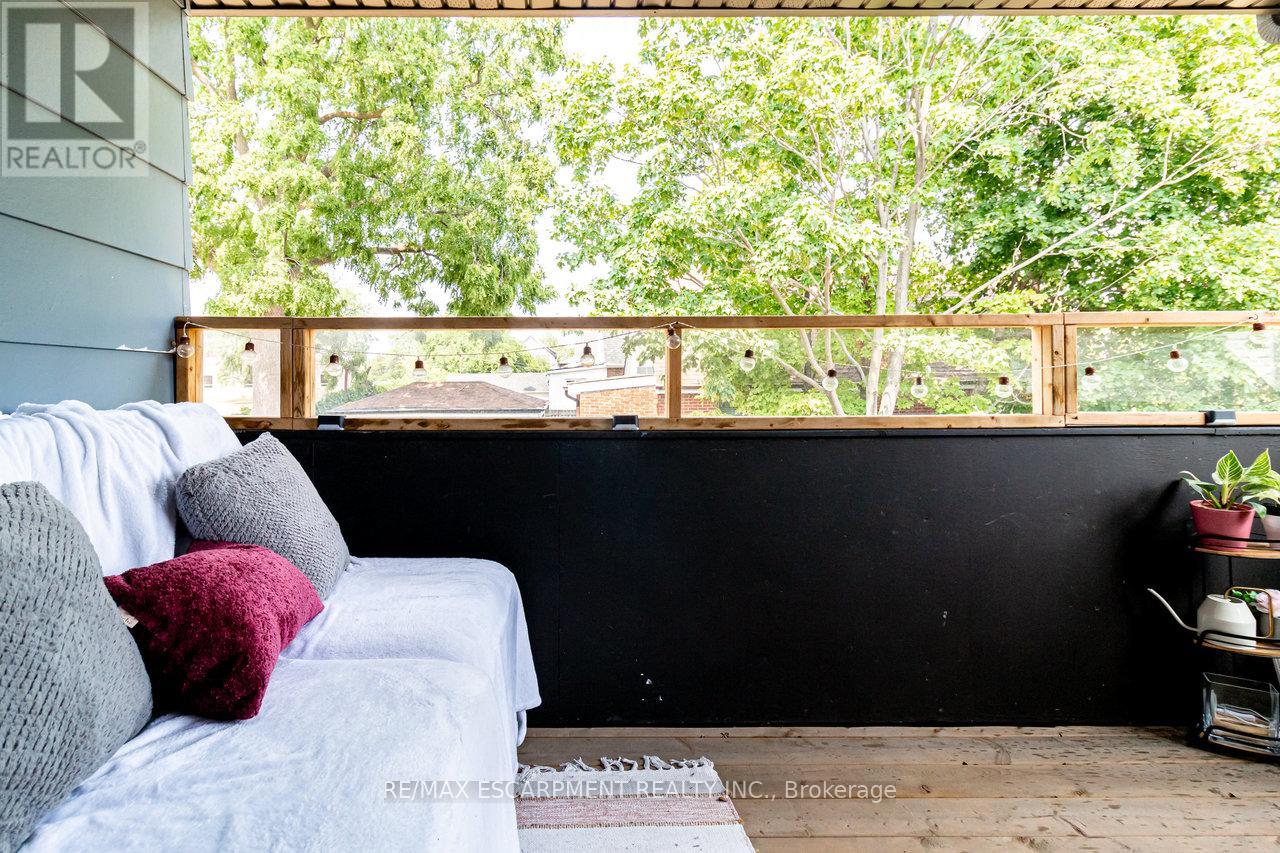 773 Lawrence Road, Hamilton, Ontario  L8K 1Z7 - Photo 35 - X12331842