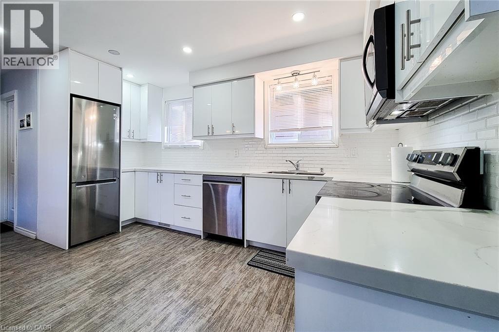 212 Grace Avenue, Hamilton, Ontario  L8H 3X3 - Photo 8 - 40792818