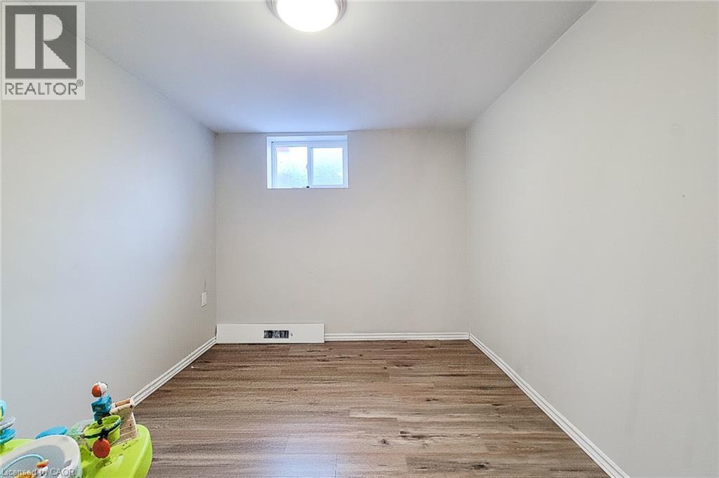 212 Grace Avenue, Hamilton, Ontario  L8H 3X3 - Photo 24 - 40792818