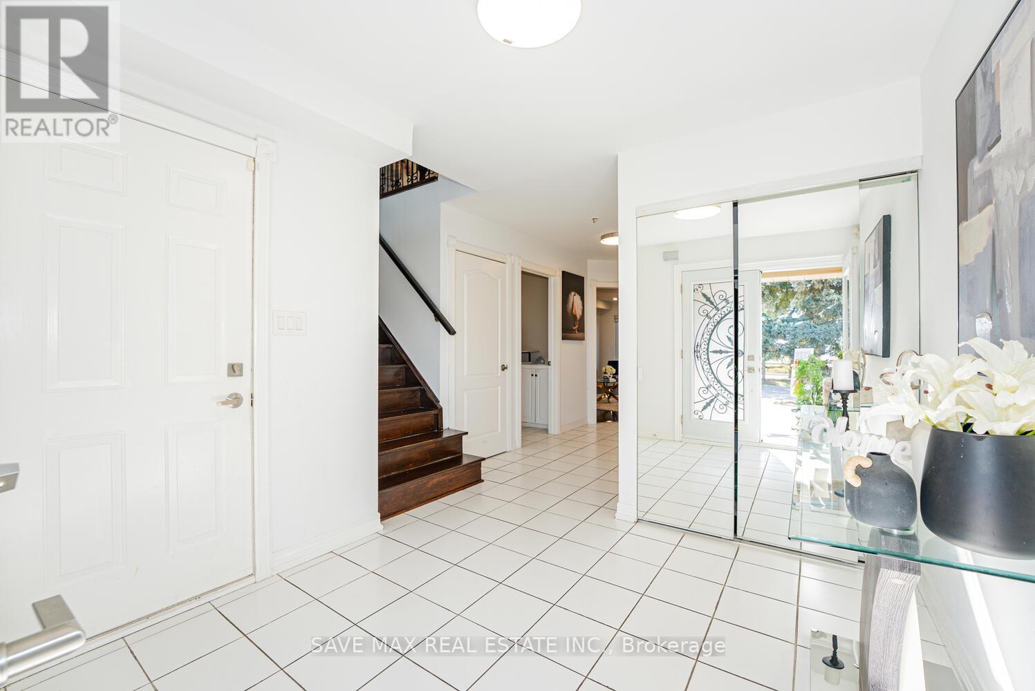 3645 Indigo Crescent, Mississauga, Ontario  L5N 7J1 - Photo 6 - W12653978