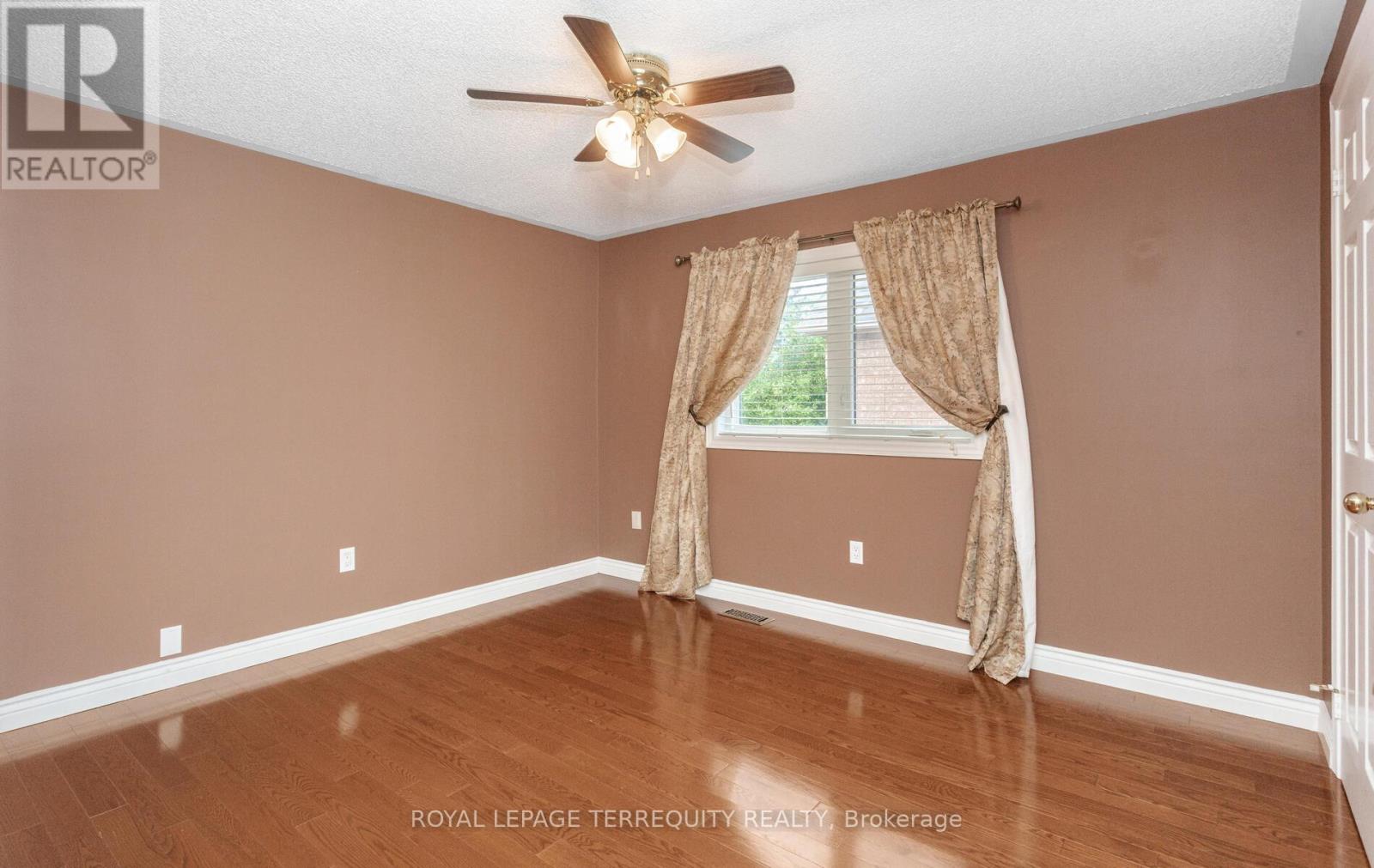 5839 Fieldon Road, Mississauga, Ontario  L5M 5K3 - Photo 37 - W12654042