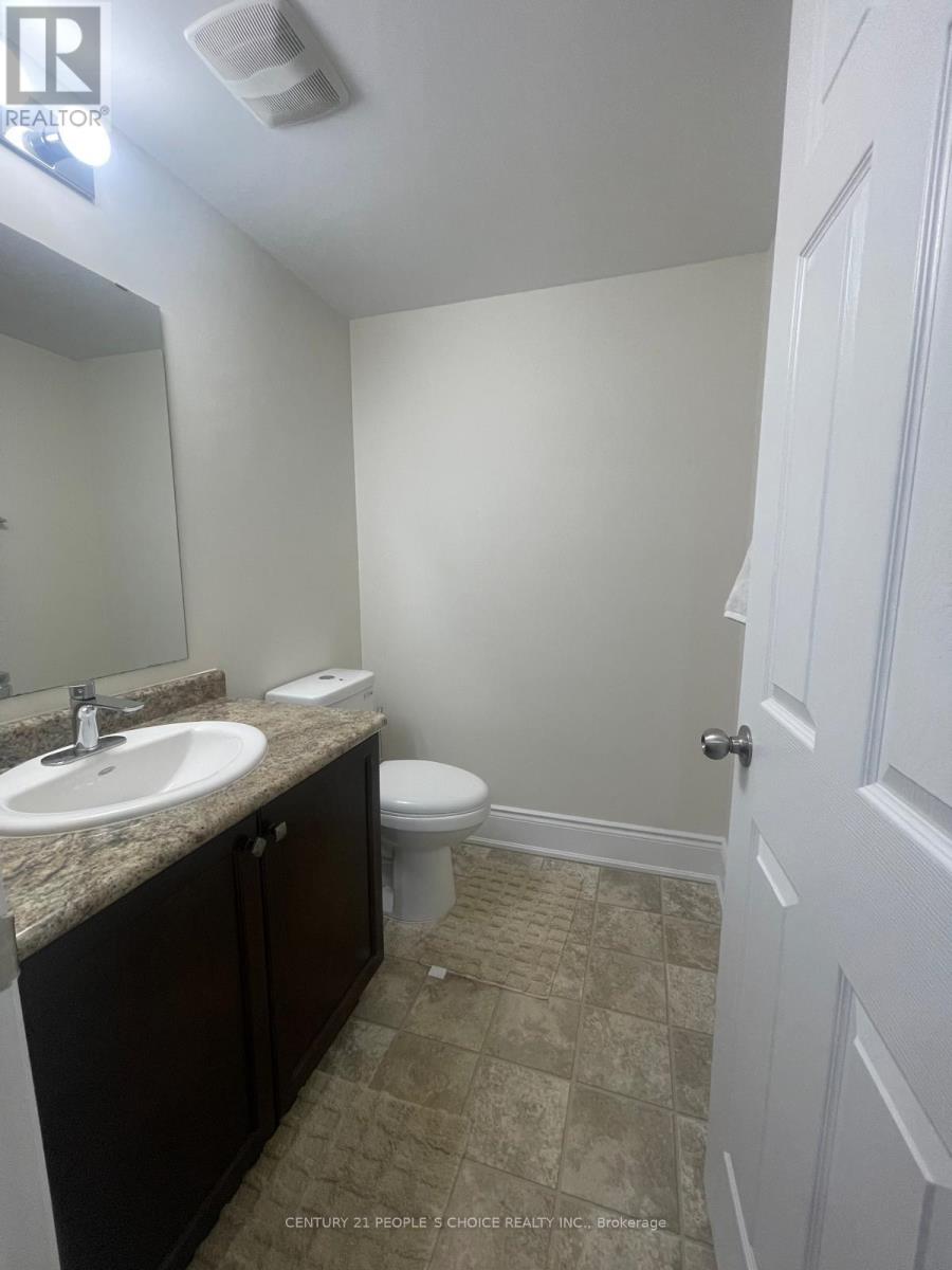 58 Renfrew Street, Kitchener, Ontario  N2R 1W6 - Photo 17 - X12654016