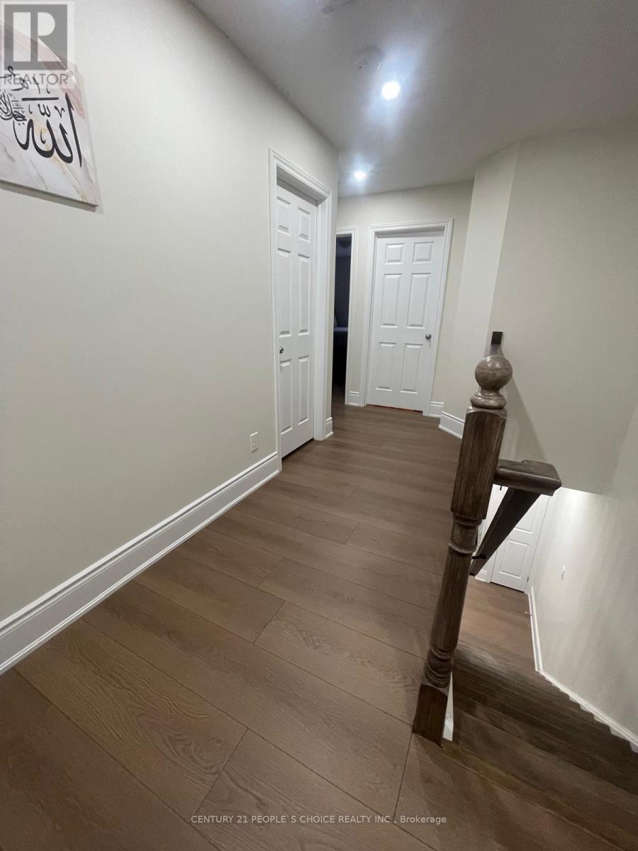 58 Renfrew Street, Kitchener, Ontario  N2R 1W6 - Photo 21 - X12654016