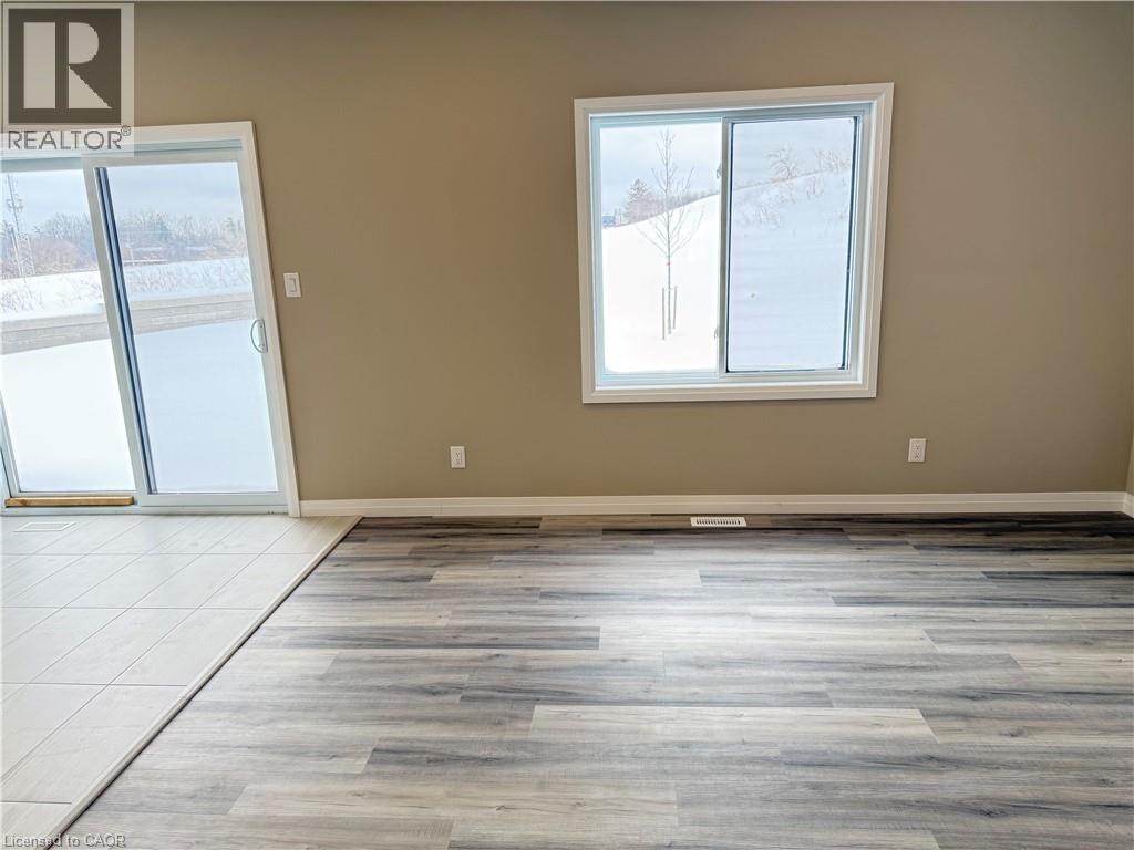 423 Woolwich Street, Waterloo, Ontario  N2K 0E8 - Photo 5 - 40795294