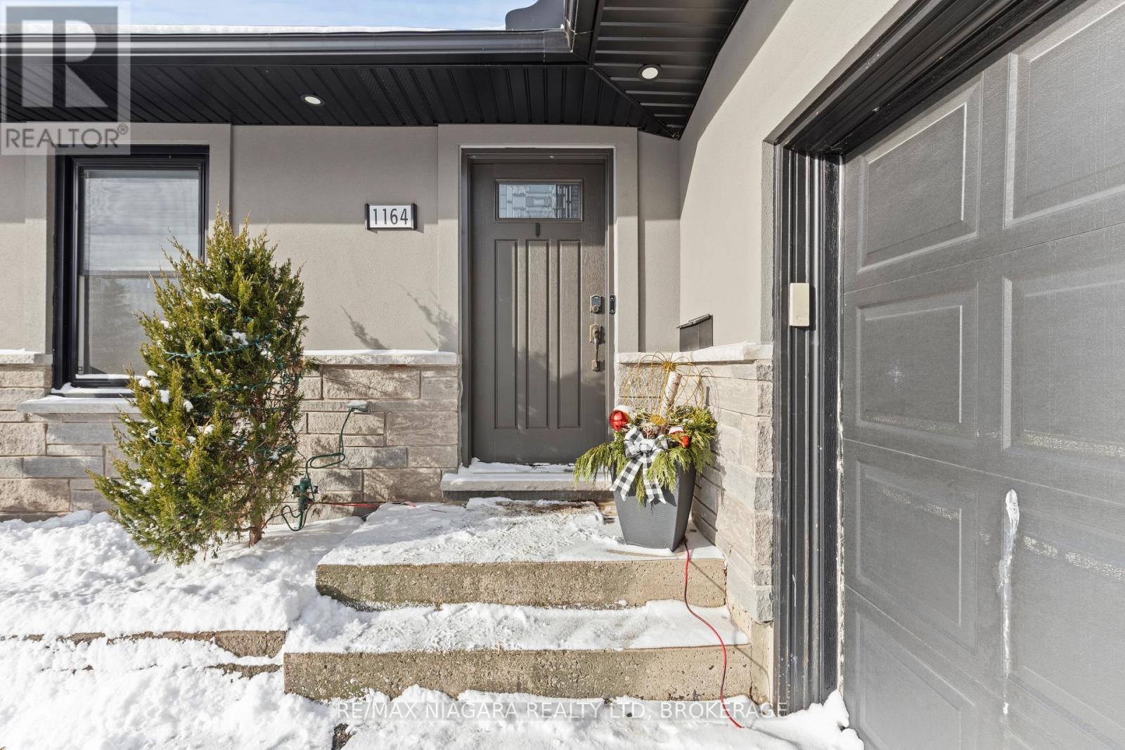 1164 Haist Road, Pelham (Fonthill), Ontario  L3B 5N5 - Photo 4 - X12654082