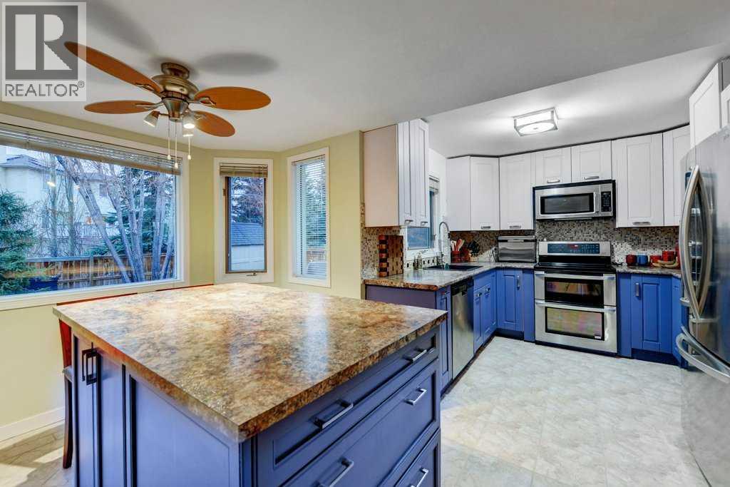 28 Hawktree Circle Nw, Calgary, Alberta  T3G 3M2 - Photo 13 - A2272081