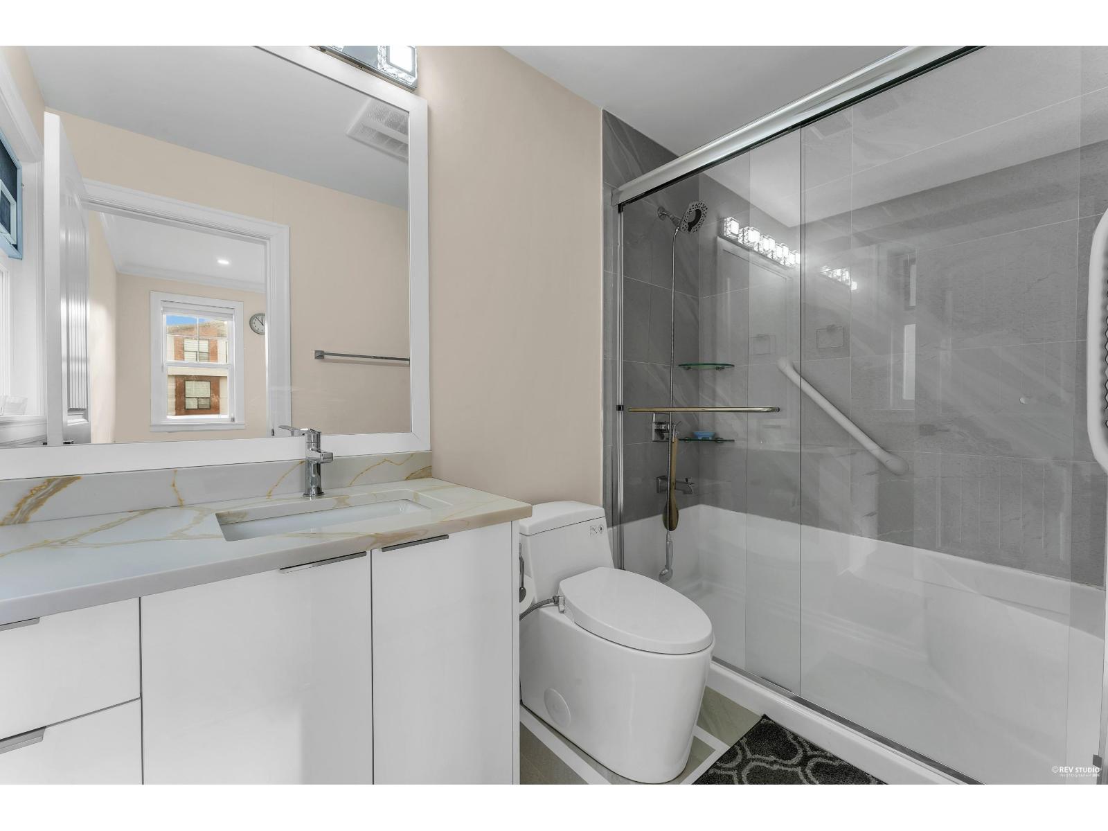 18011 63b Avenue, Surrey, British Columbia  V3S 4G1 - Photo 20 - R3075165