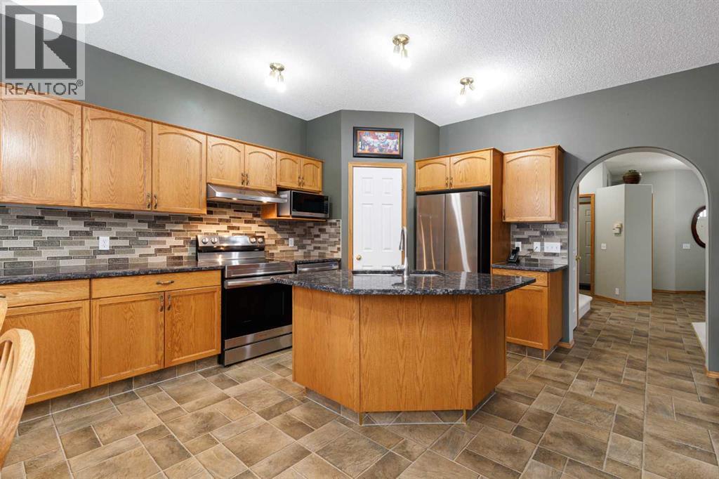 247 Mt Selkirk Close Se, Calgary, Alberta  T2Z 2P7 - Photo 8 - A2275461