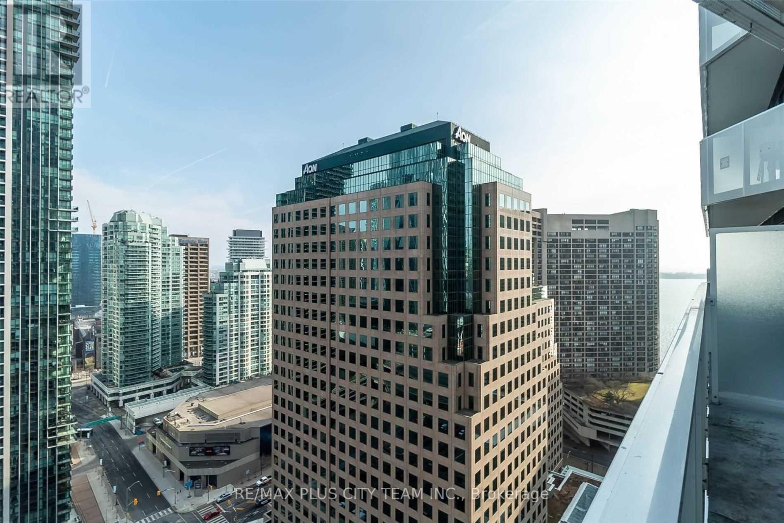 2605 - 88 Harbour Street, Toronto, Ontario  M5J 0C3 - Photo 13 - C12654056