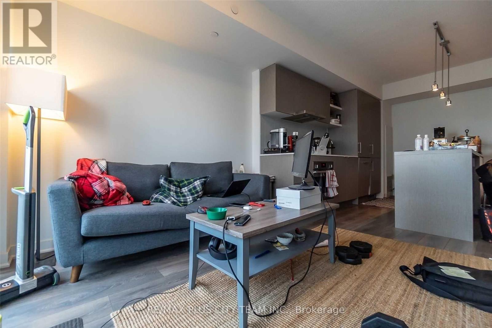 2605 - 88 Harbour Street, Toronto, Ontario  M5J 0C3 - Photo 2 - C12654056