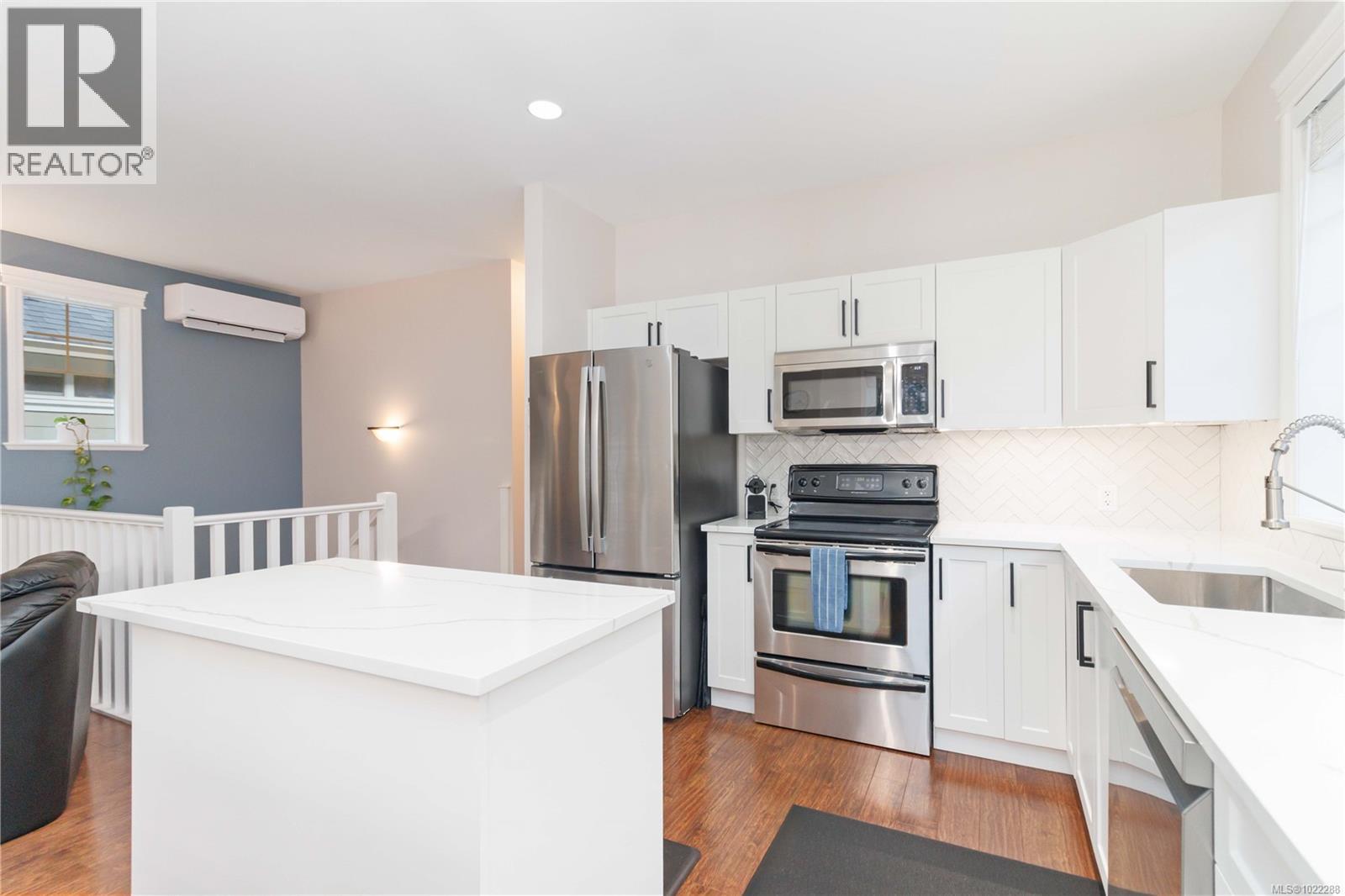 3587 Vitality Rd, Langford, British Columbia  V9C 0E9 - Photo 6 - 1022288