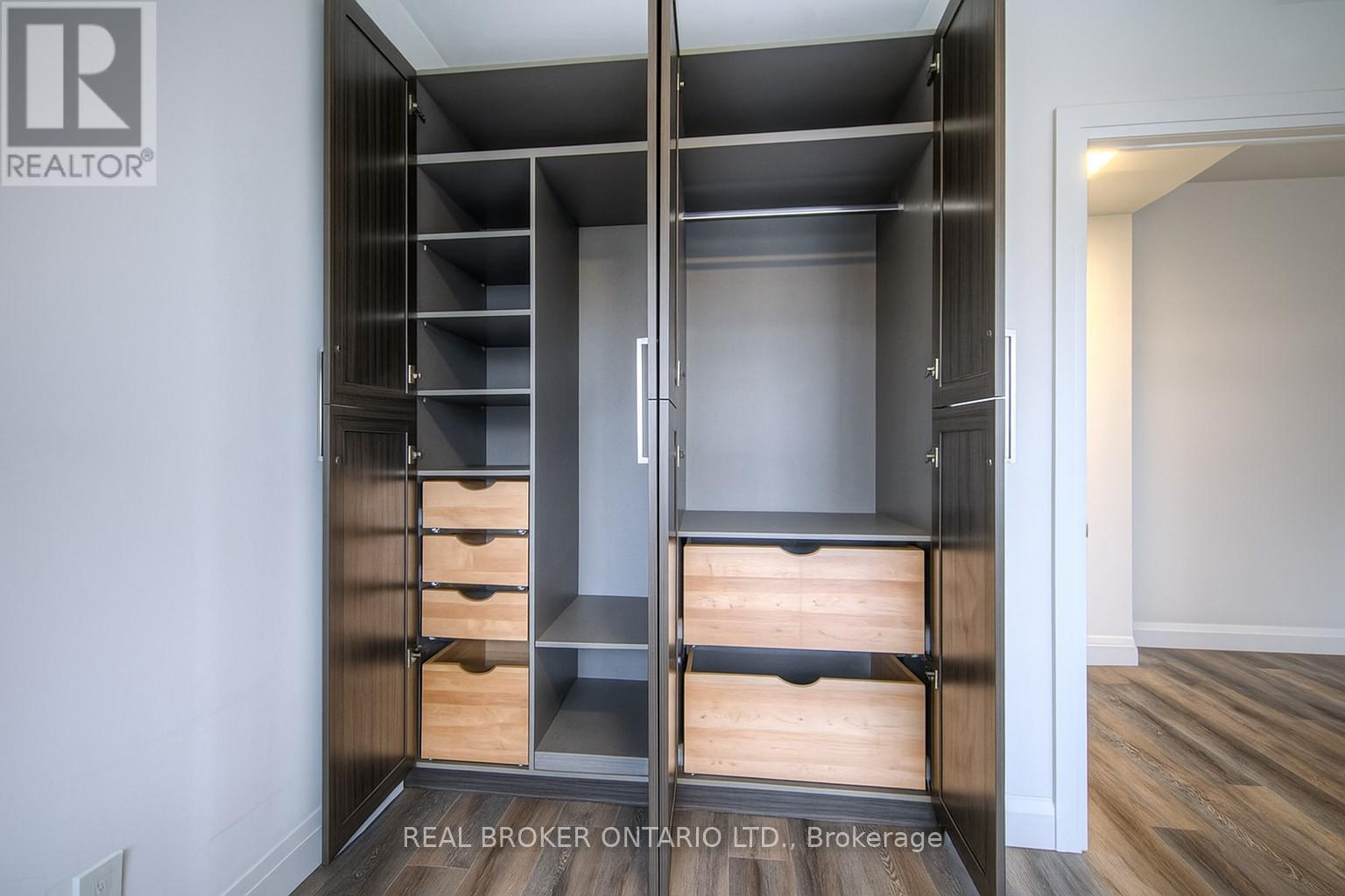 705 - 500 Brock Avenue, Burlington, Ontario  L7S 0A5 - Photo 26 - W12575526