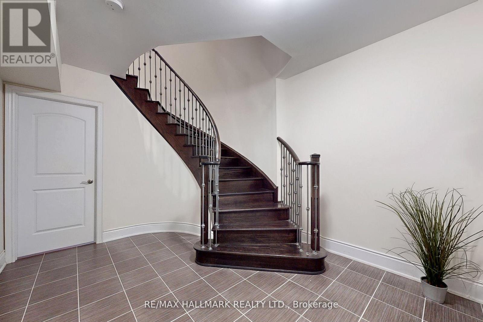 64 Chesney Crescent, Vaughan, Ontario  L4H 4A5 - Photo 32 - N12654054