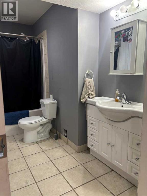 2010 15 Street, Coaldale, Alberta  T1M 1A2 - Photo 16 - A2276348