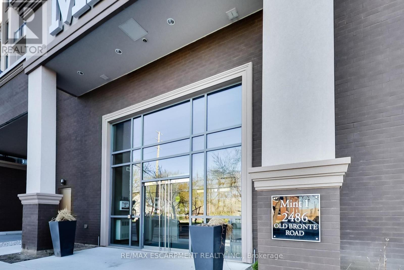 522 - 2486 Old Bronte Road, Oakville, Ontario  L6M 4J2 - Photo 5 - W12654058