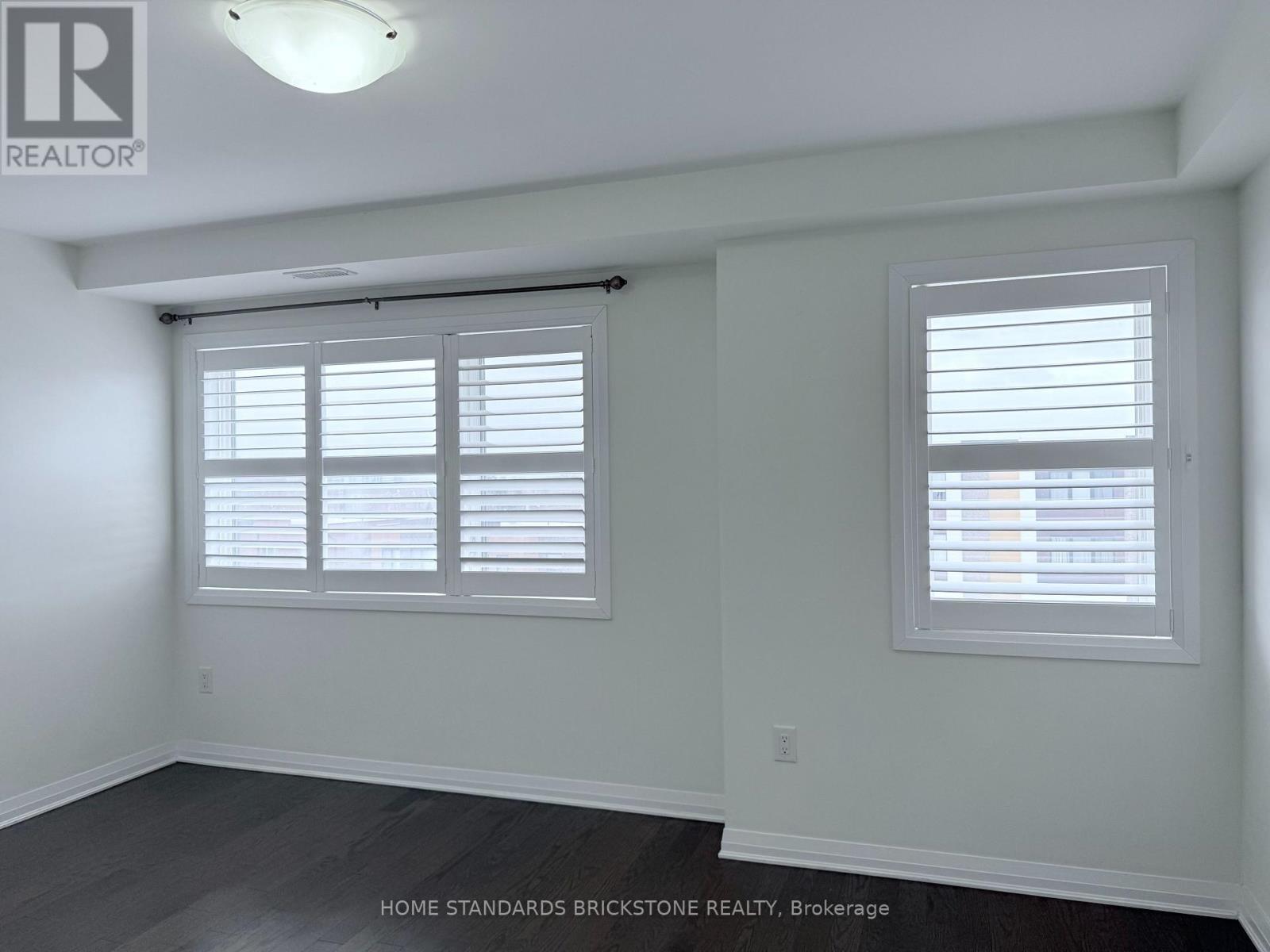 153 Stanley Greene Boulevard, Toronto, Ontario  M3K 0A5 - Photo 11 - W12654066