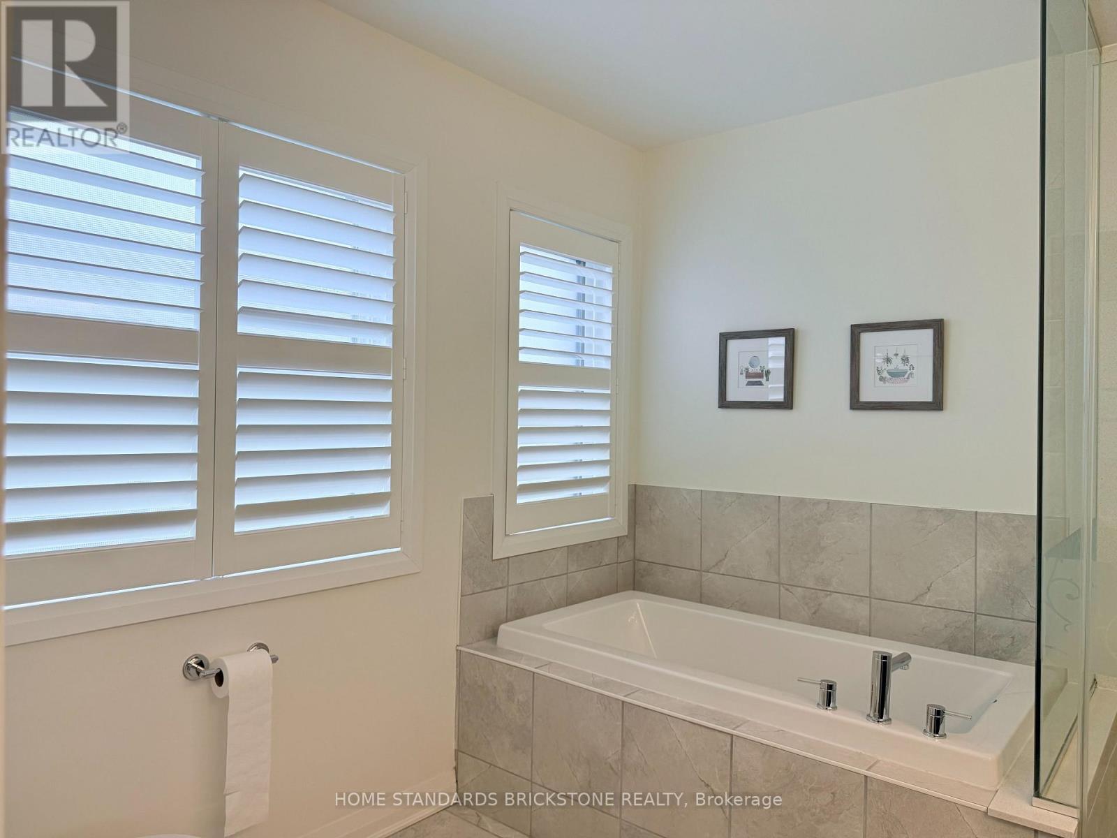 153 Stanley Greene Boulevard, Toronto, Ontario  M3K 0A5 - Photo 13 - W12654066