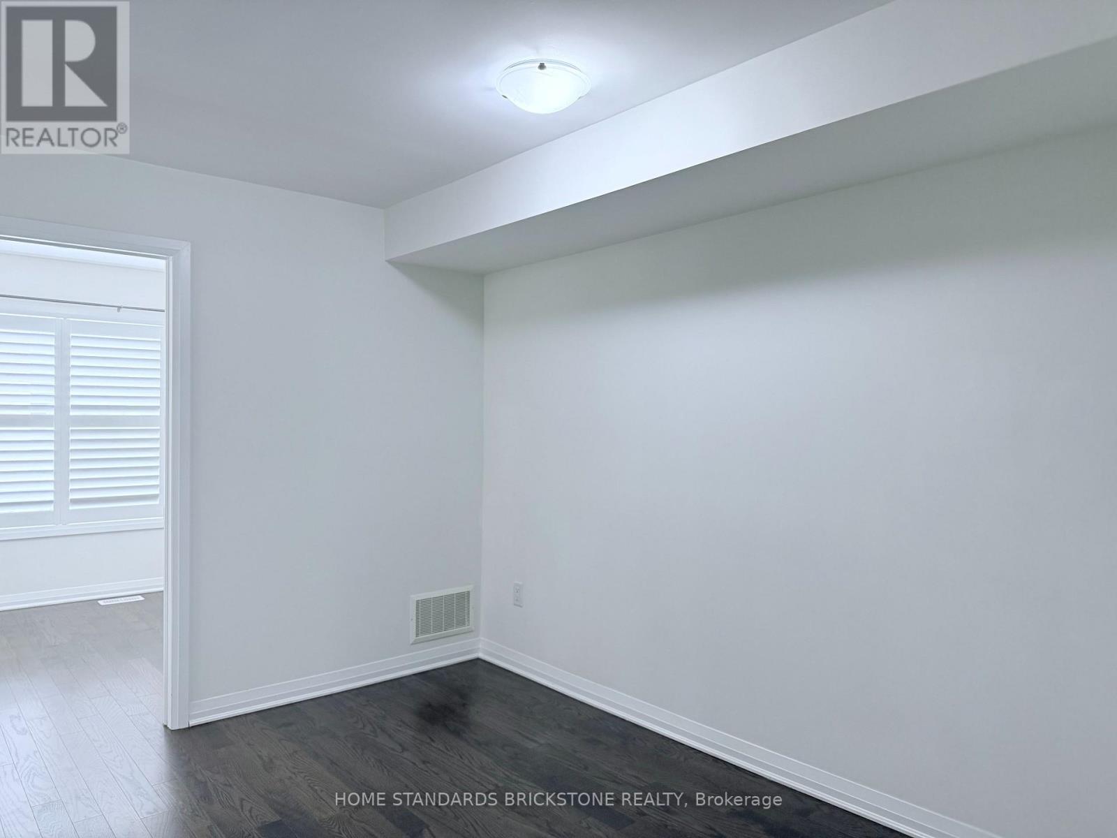 153 Stanley Greene Boulevard, Toronto, Ontario  M3K 0A5 - Photo 3 - W12654066