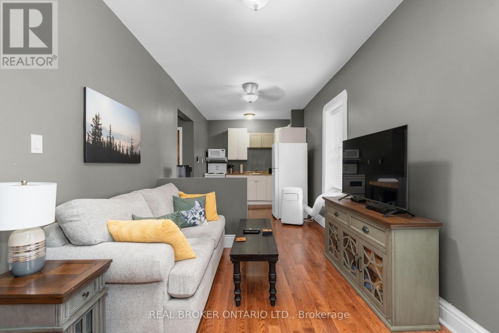 1002 Cowbell Lane, Gravenhurst, Ontario  L0K 2B0 - Photo 27 - X12654068