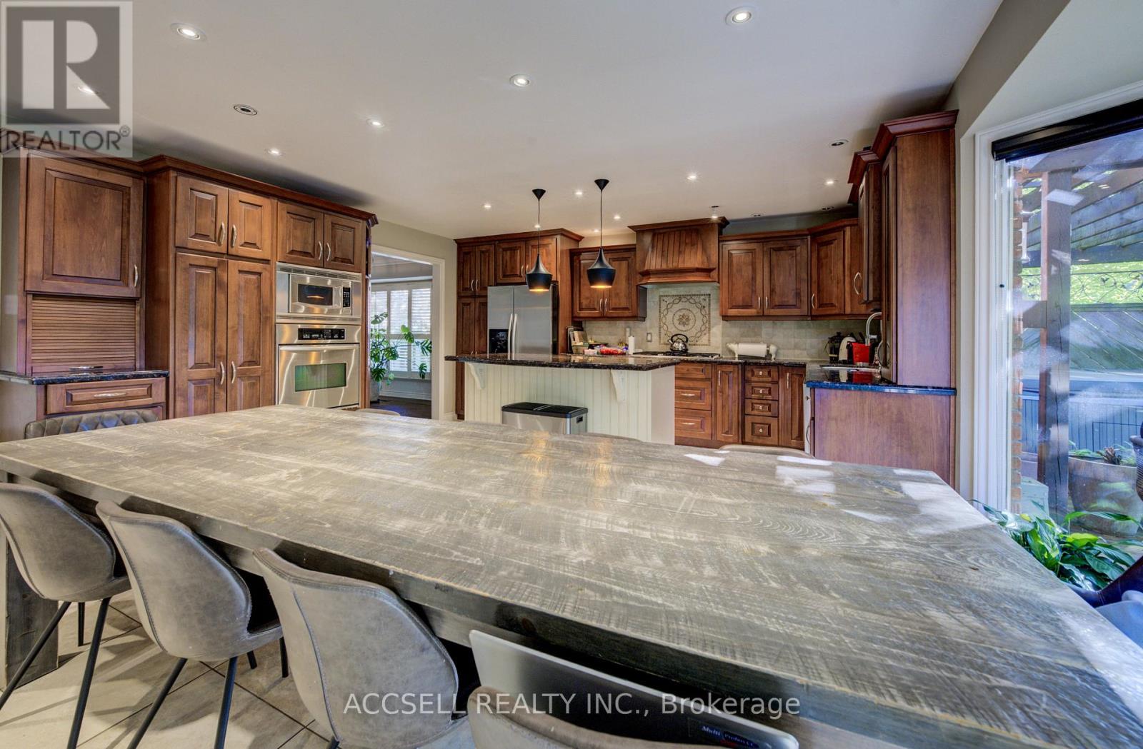 600 Highvalley Road, Hamilton, Ontario  L9G 3X3 - Photo 7 - X12654072