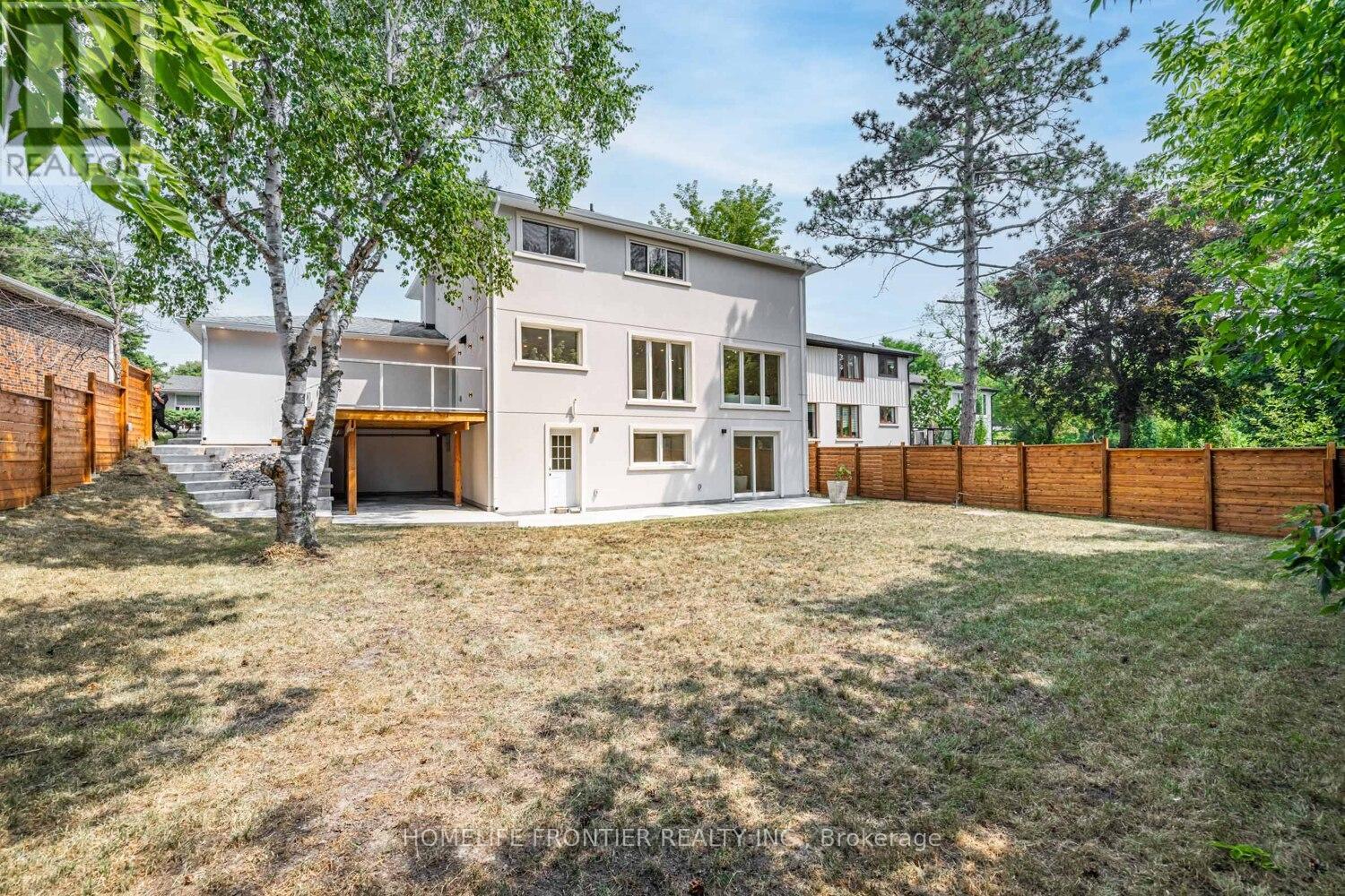 43 Thorny Brae Drive, Markham, Ontario  L3T 3G5 - Photo 13 - N12645936