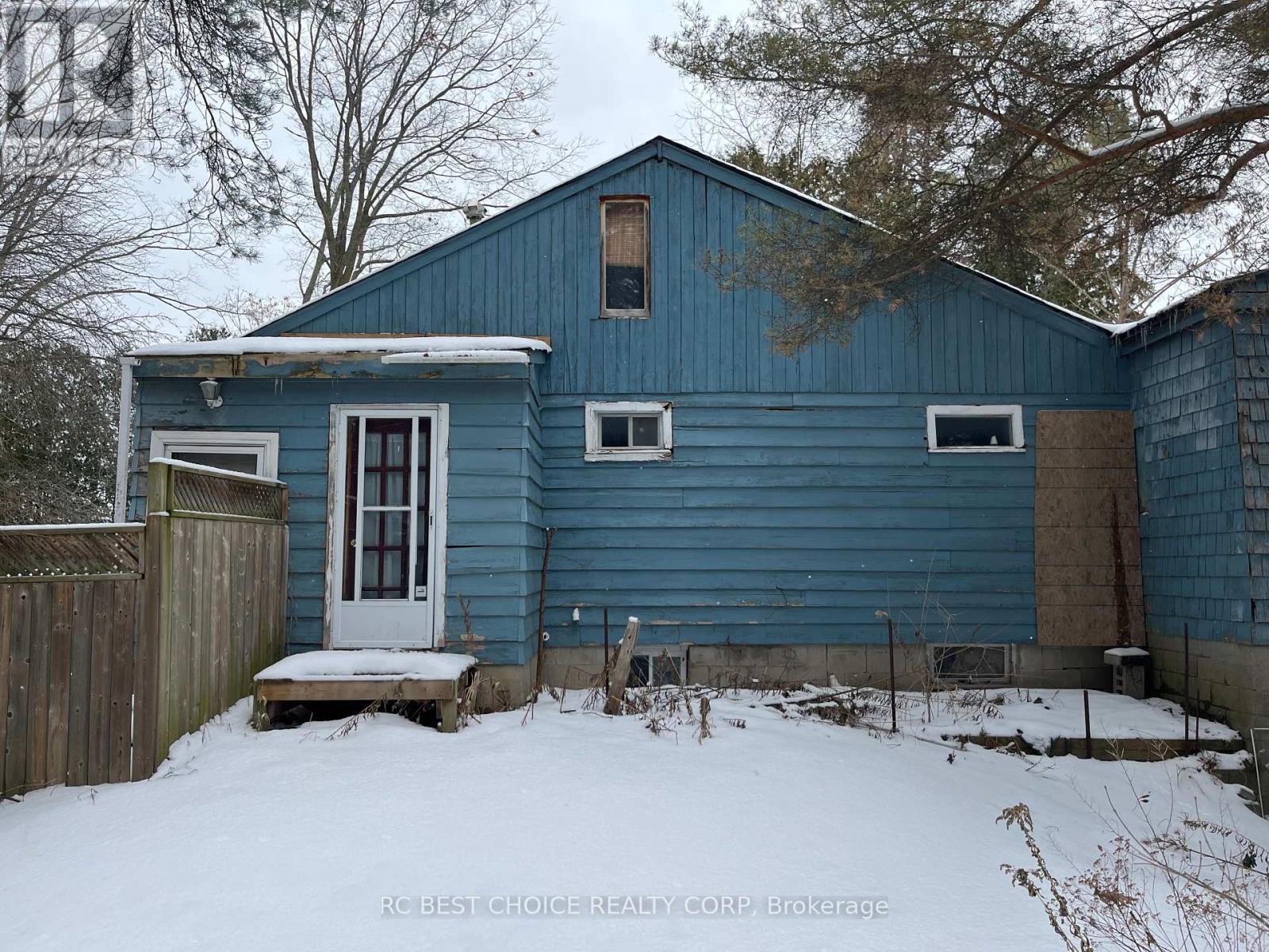 14170 Yonge Street, Aurora, Ontario  L4G 0P5 - Photo 2 - N12649382