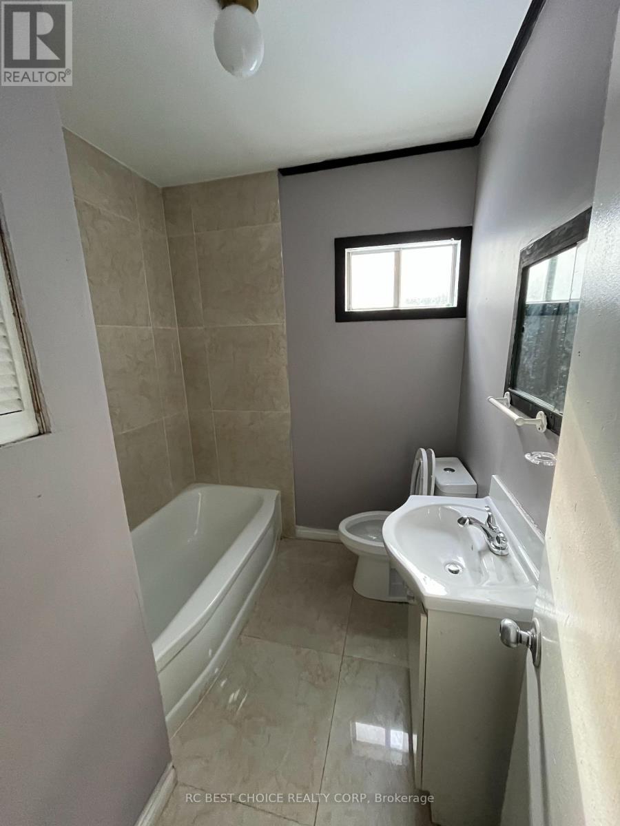 14170 Yonge Street, Aurora, Ontario  L4G 0P5 - Photo 9 - N12649382