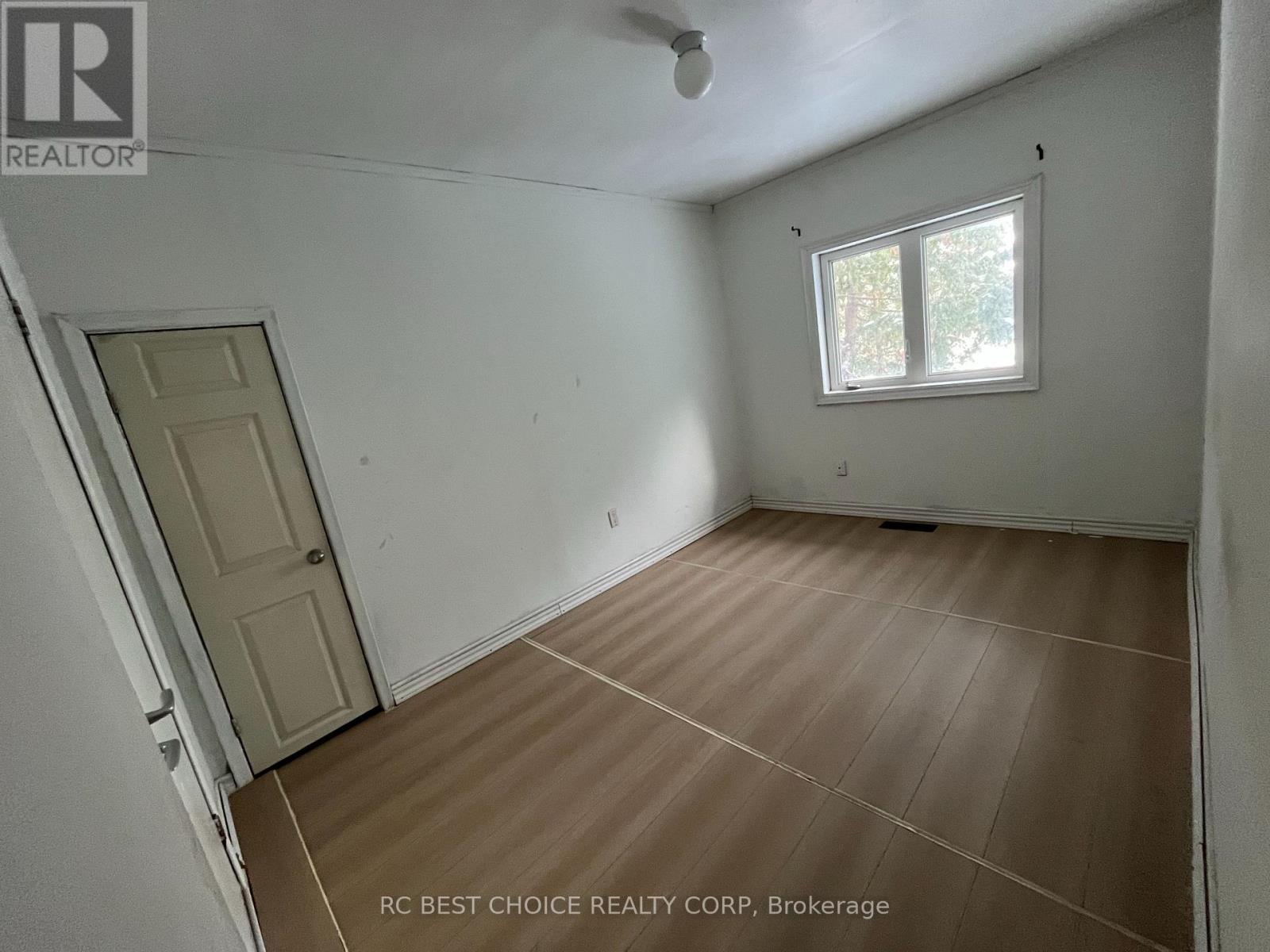 14170 Yonge Street, Aurora, Ontario  L4G 0P5 - Photo 8 - N12649382