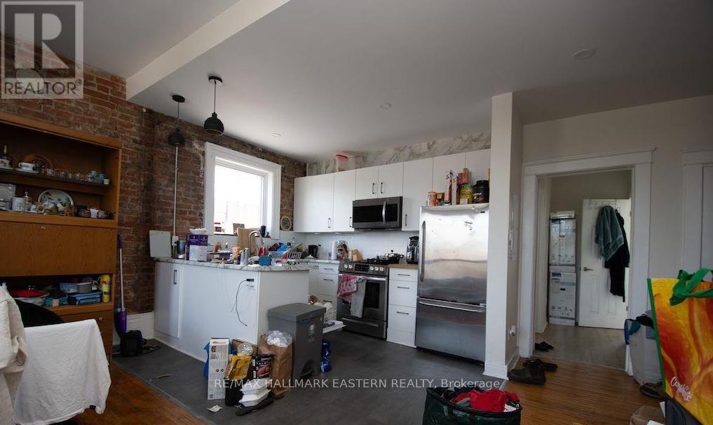 197 Hunter Street W, Peterborough (Town Ward 3), Ontario  K9H 2L1 - Photo 41 - X12652242