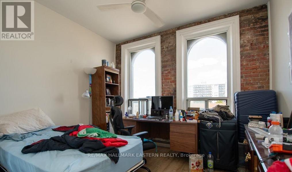 197 Hunter Street W, Peterborough (Town Ward 3), Ontario  K9H 2L1 - Photo 42 - X12652242