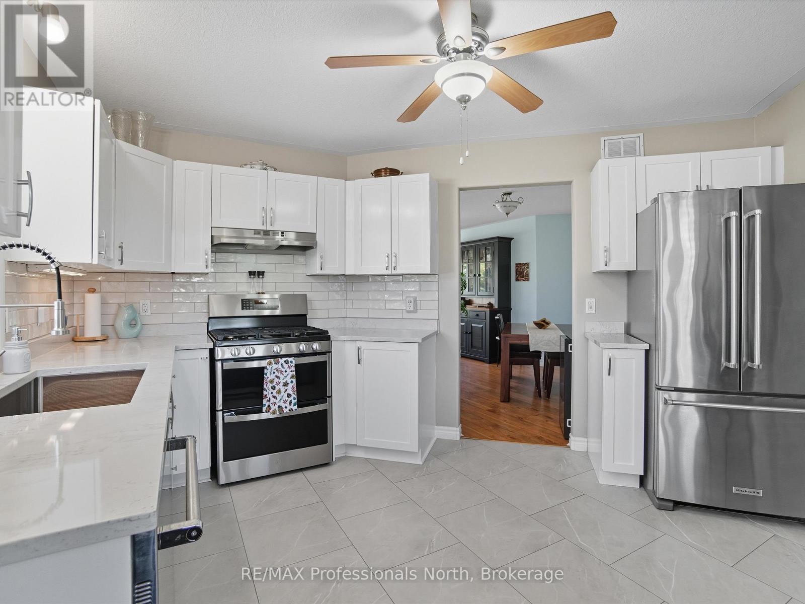 17 Keall Crescent, Bracebridge, Ontario  P1L 1Y4 - Photo 14 - X12654112