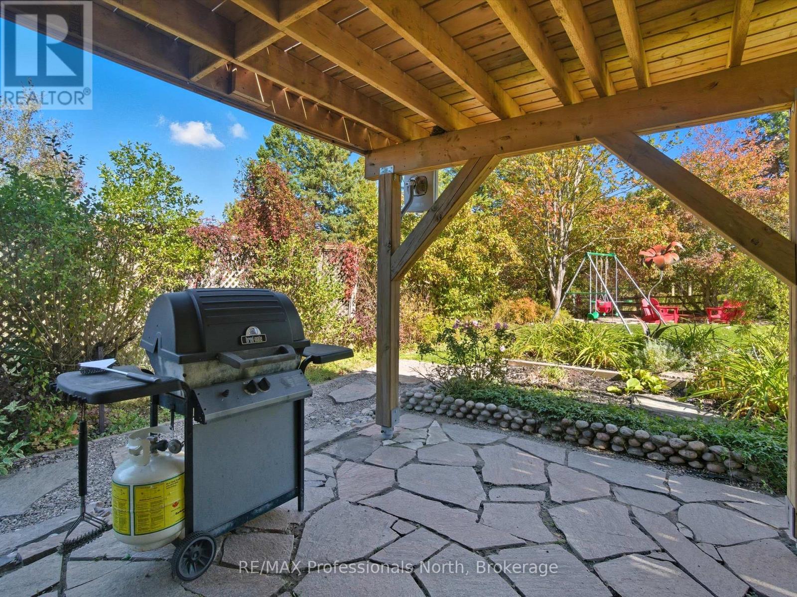 17 Keall Crescent, Bracebridge, Ontario  P1L 1Y4 - Photo 35 - X12654112