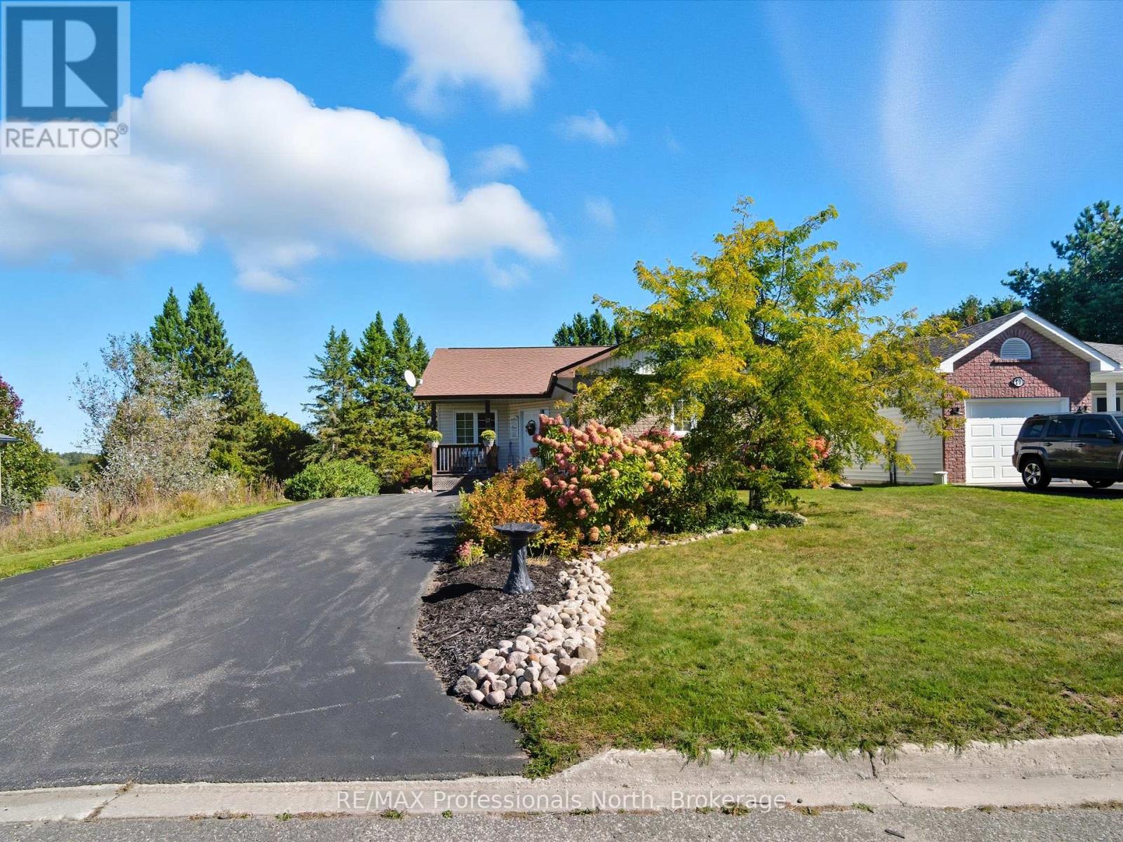 17 Keall Crescent, Bracebridge, Ontario  P1L 1Y4 - Photo 45 - X12654112