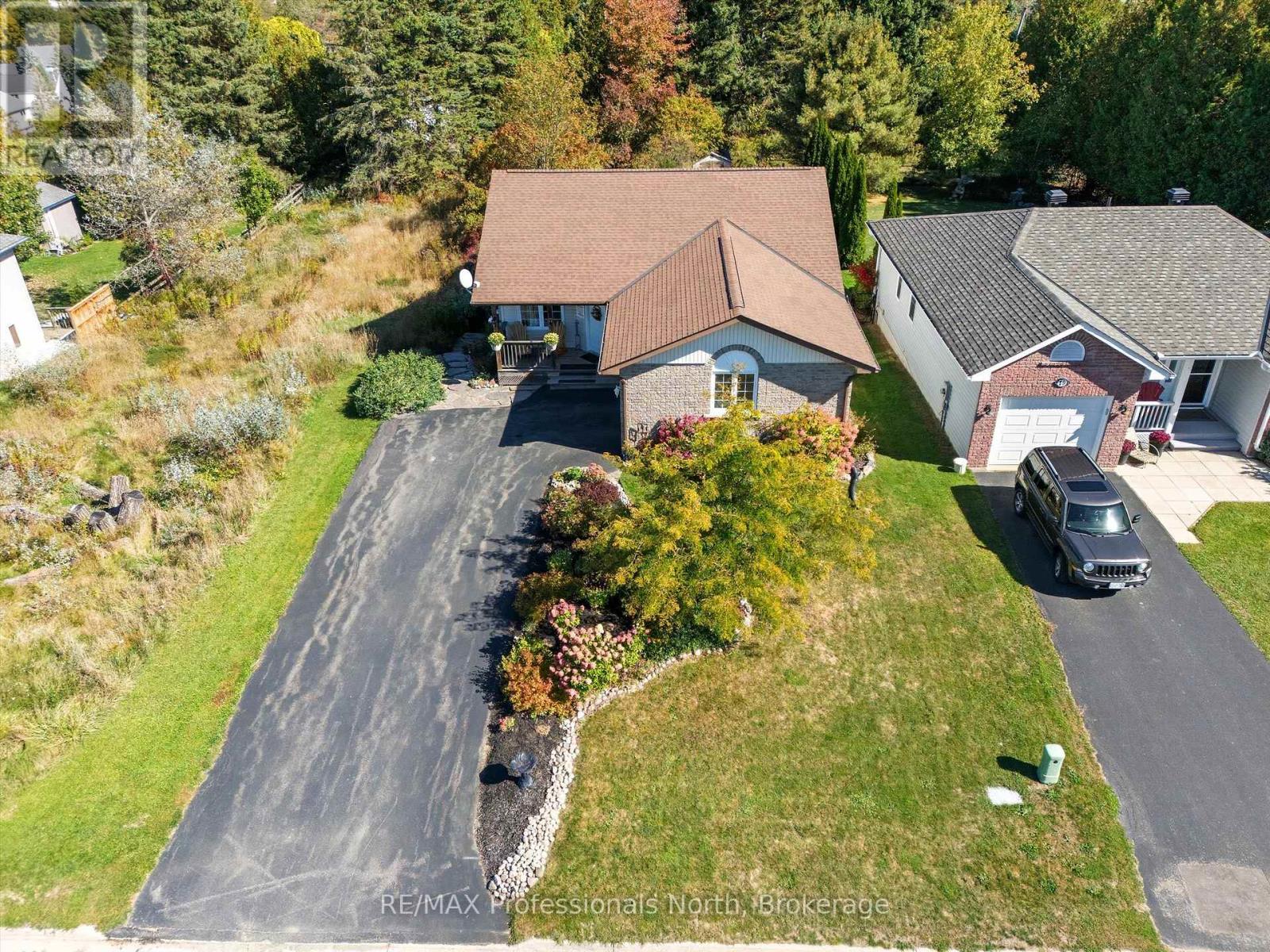 17 Keall Crescent, Bracebridge, Ontario  P1L 1Y4 - Photo 48 - X12654112