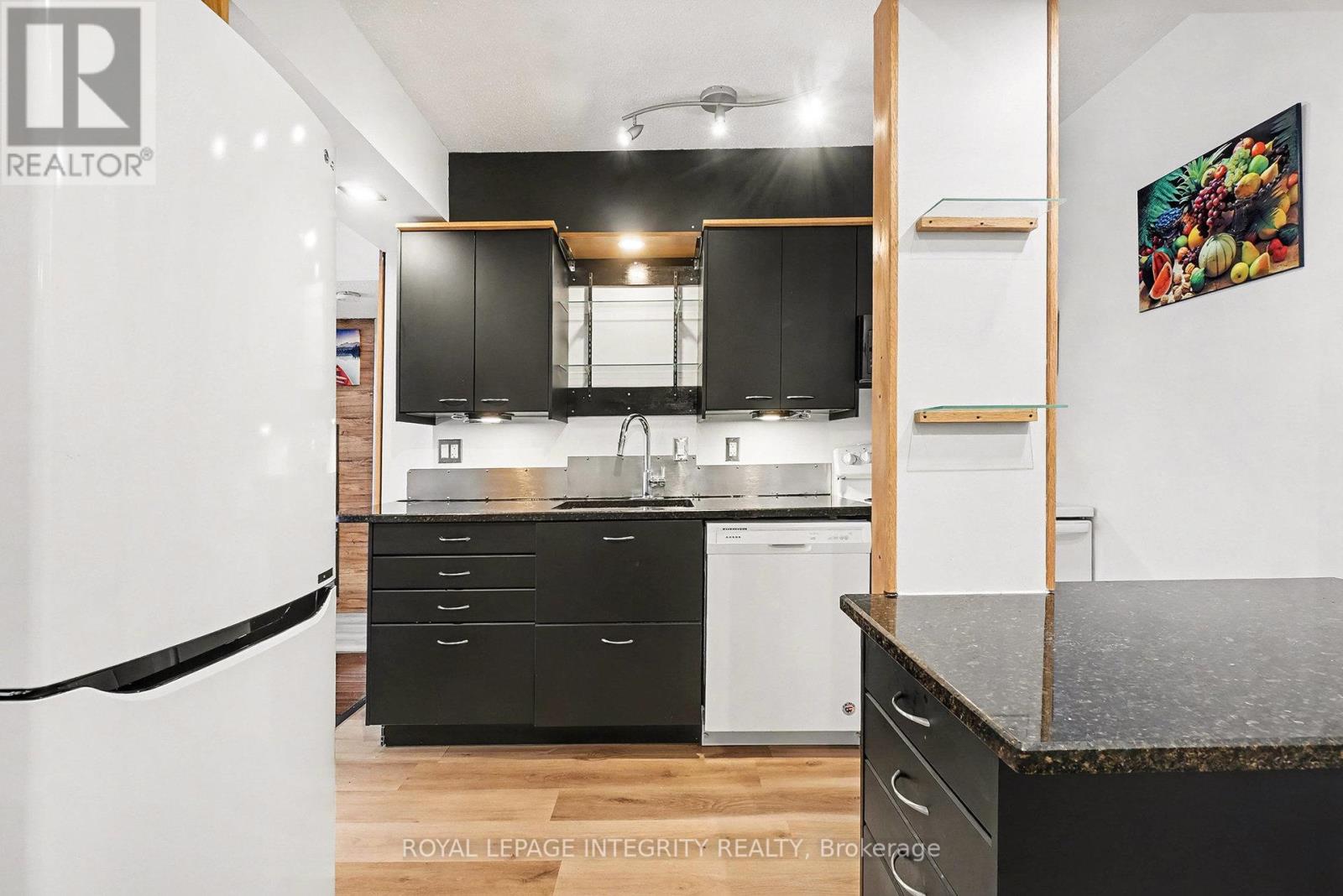 207 - 1180 Ohio Street, Ottawa, Ontario  K1H 8N5 - Photo 9 - X12654100