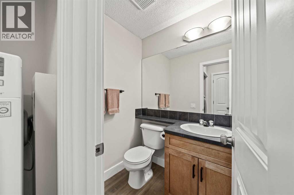 8, 301 Village Mews Sw, Calgary, Alberta  T3H 2L3 - Photo 6 - A2248553