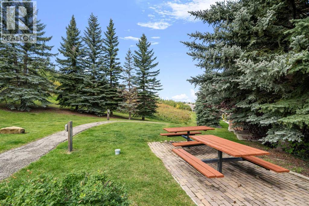 8, 301 Village Mews Sw, Calgary, Alberta  T3H 2L3 - Photo 42 - A2248553