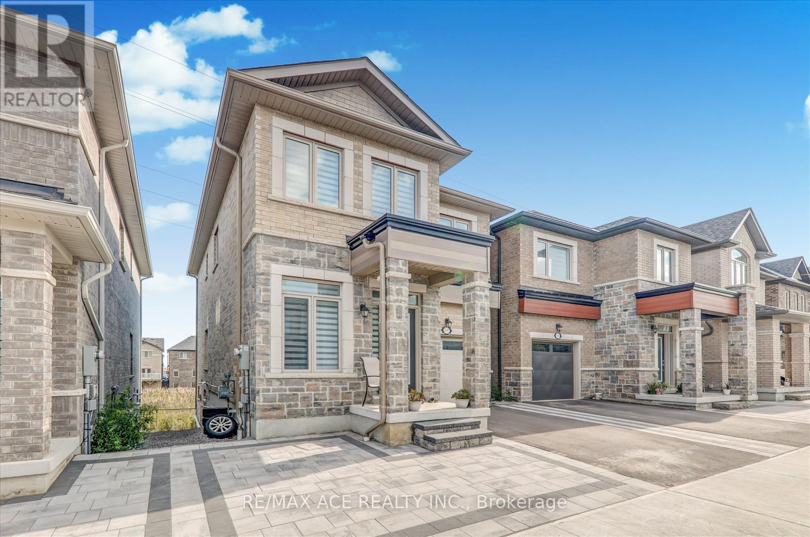 1097 Cameo Street, Pickering, Ontario  L1X 0L7 - Photo 3 - E12654096