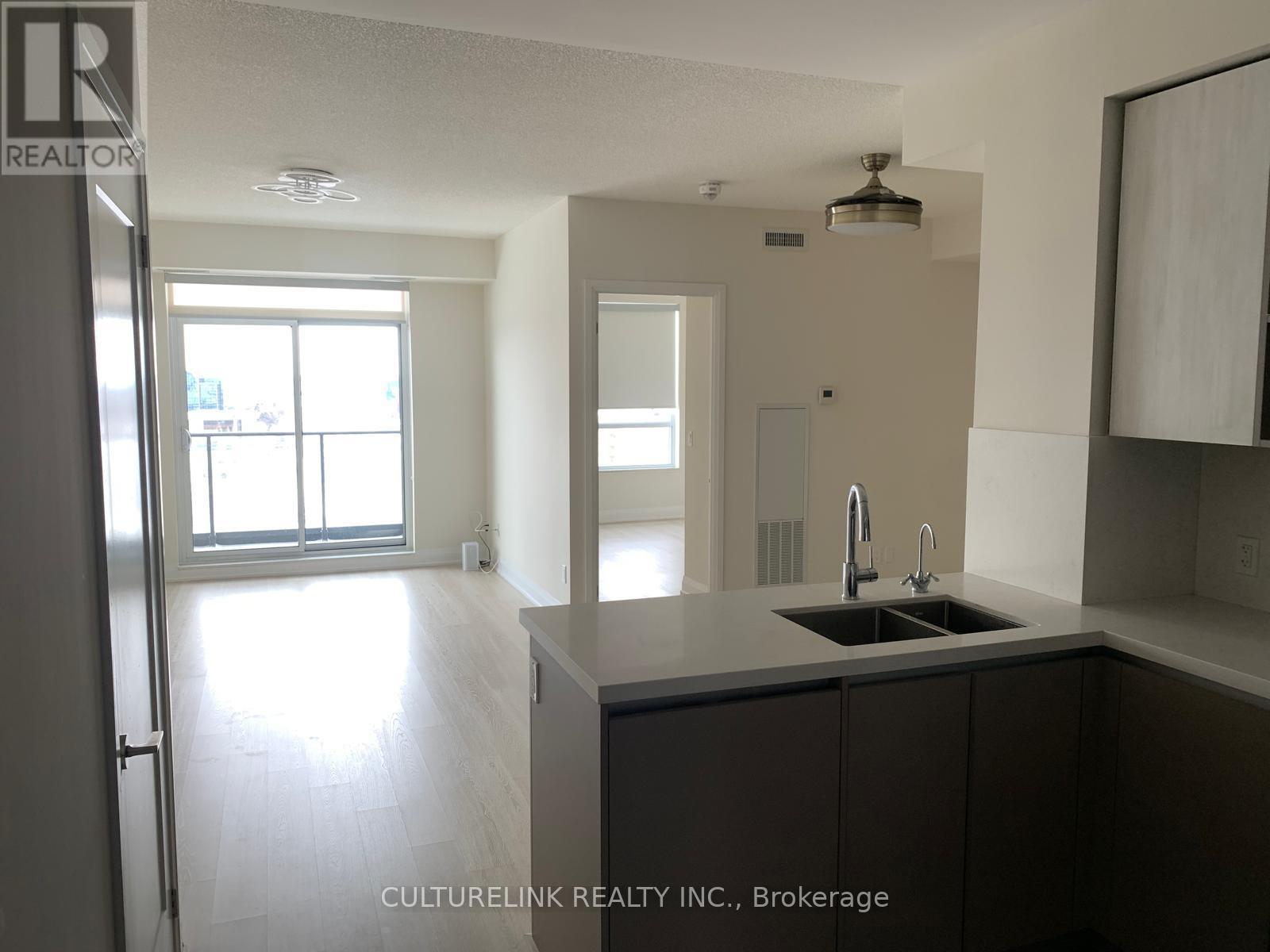 1505 - 398 Highway 7 E, Richmond Hill, Ontario  L4B 0G6 - Photo 2 - N12654094