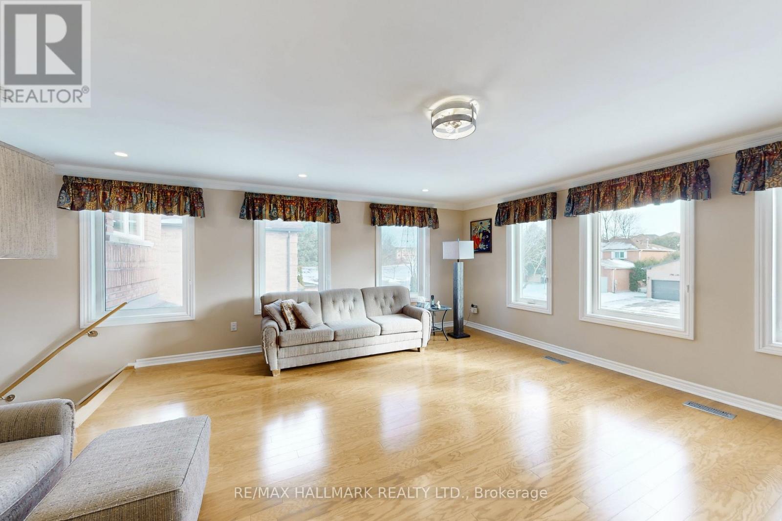 197 Mccaffrey Road, Newmarket, Ontario  L3X 1K1 - Photo 22 - N12654124