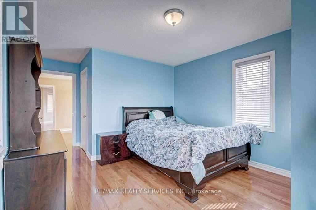 19 Putnam Drive, Brampton, Ontario  L7A 3S4 - Photo 13 - W12654086